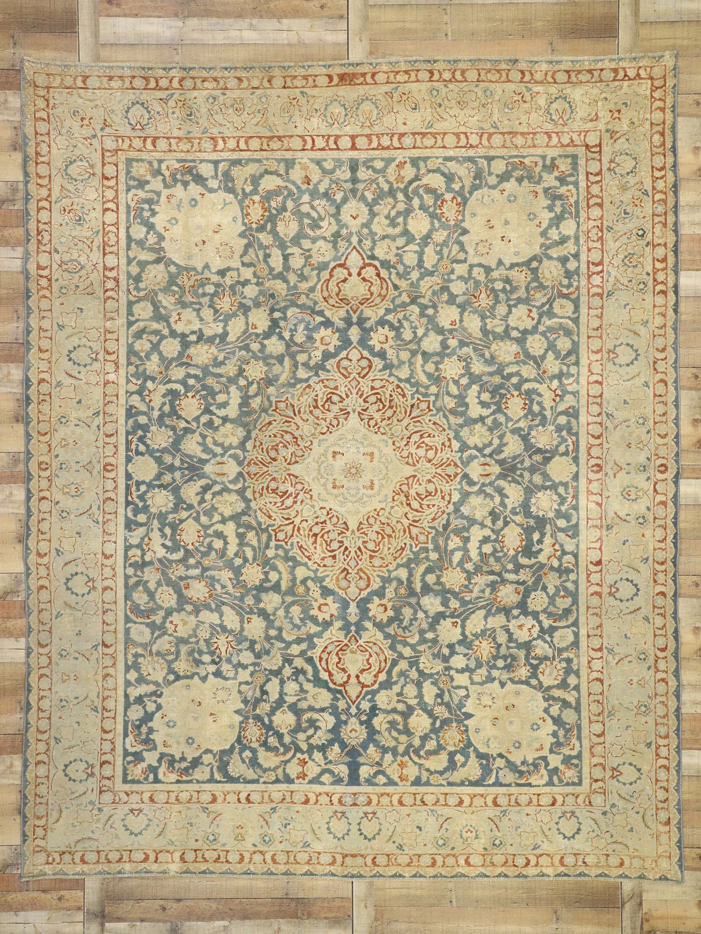 10 x 12 Antique Persian Heriz Rug 52669