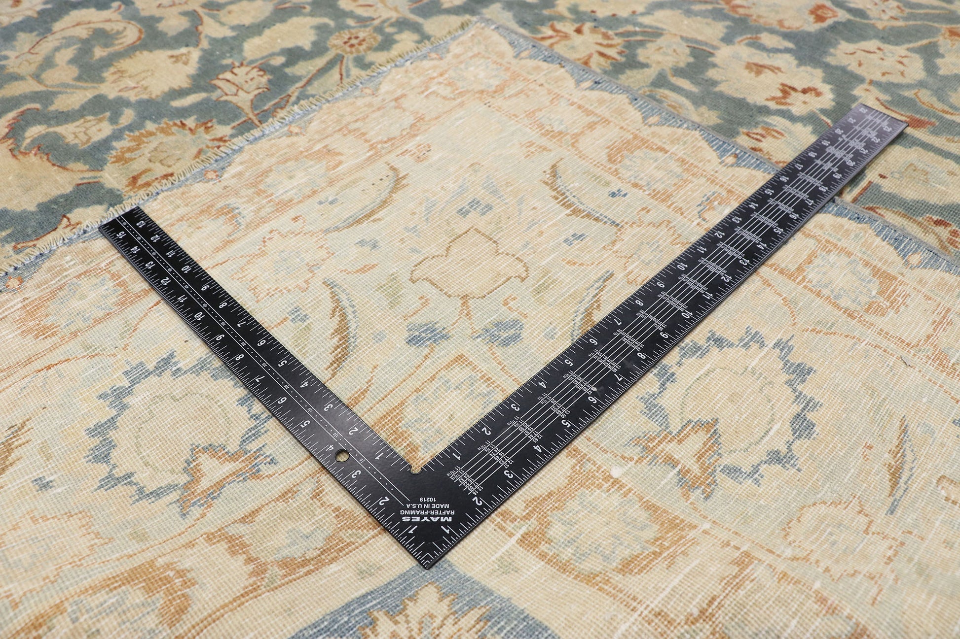 10 x 12 Antique Persian Heriz Rug 52669