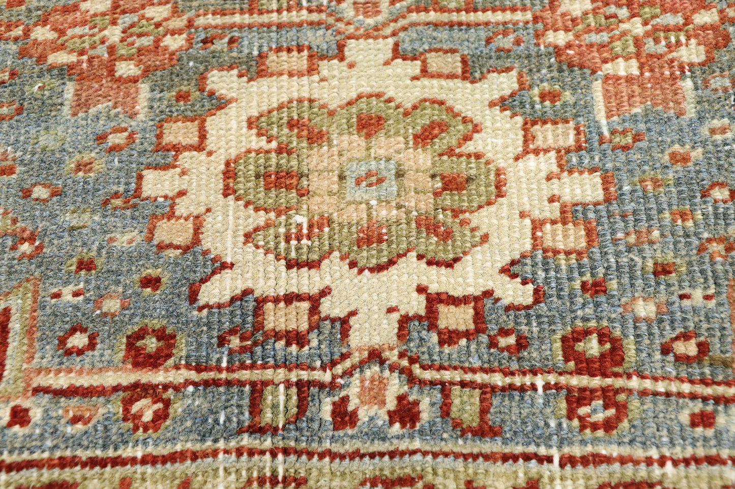 8 x 11 Antique Persian Heriz Rug 52670