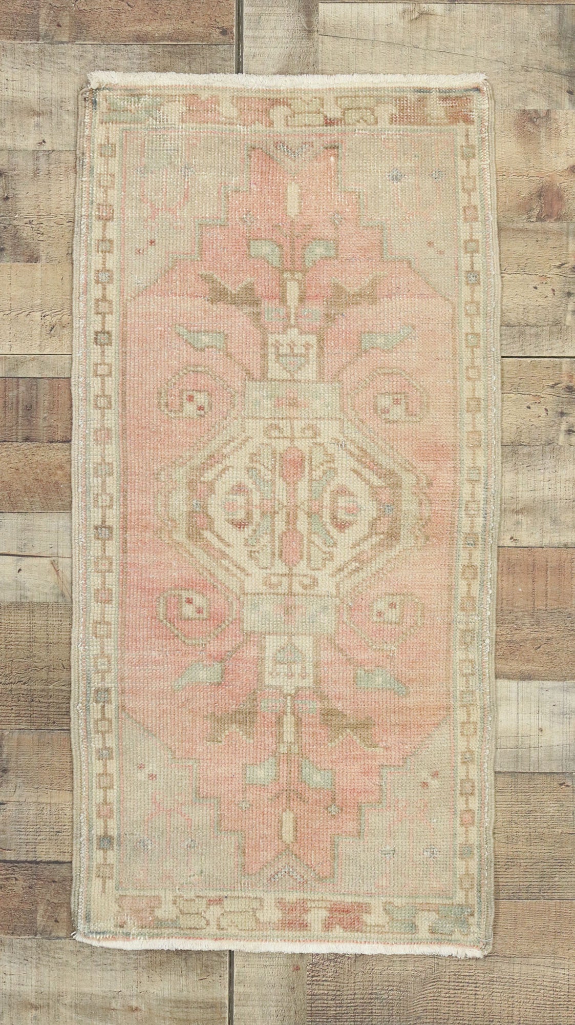 2 x 4 Vintage Oushak Rug 52681