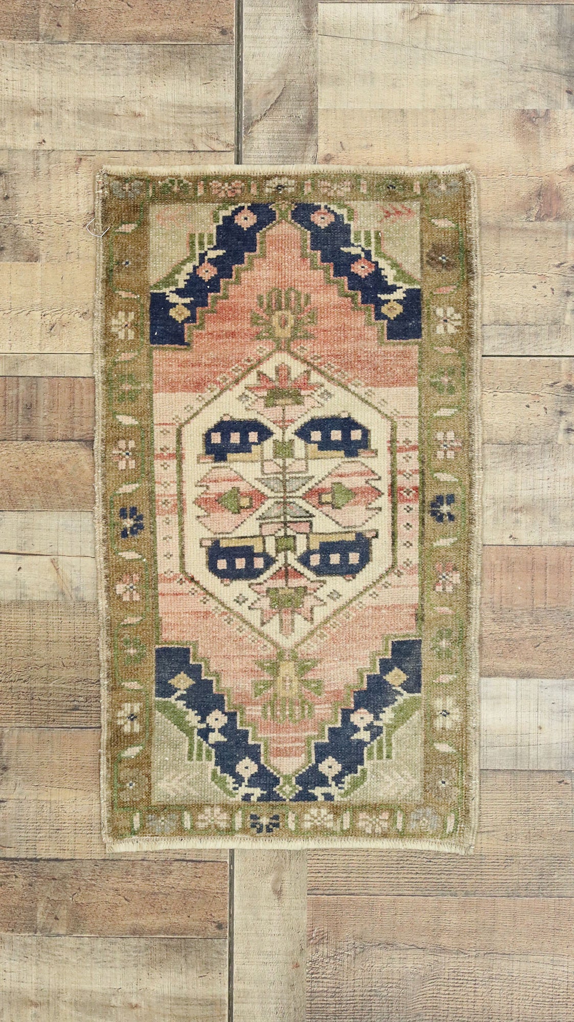 2 x 3 Vintage Oushak Rug 52688