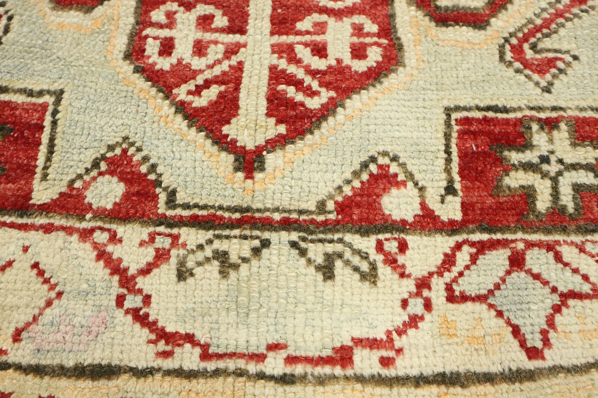 2 x 3 Vintage Turkish Oushak Rug 52691