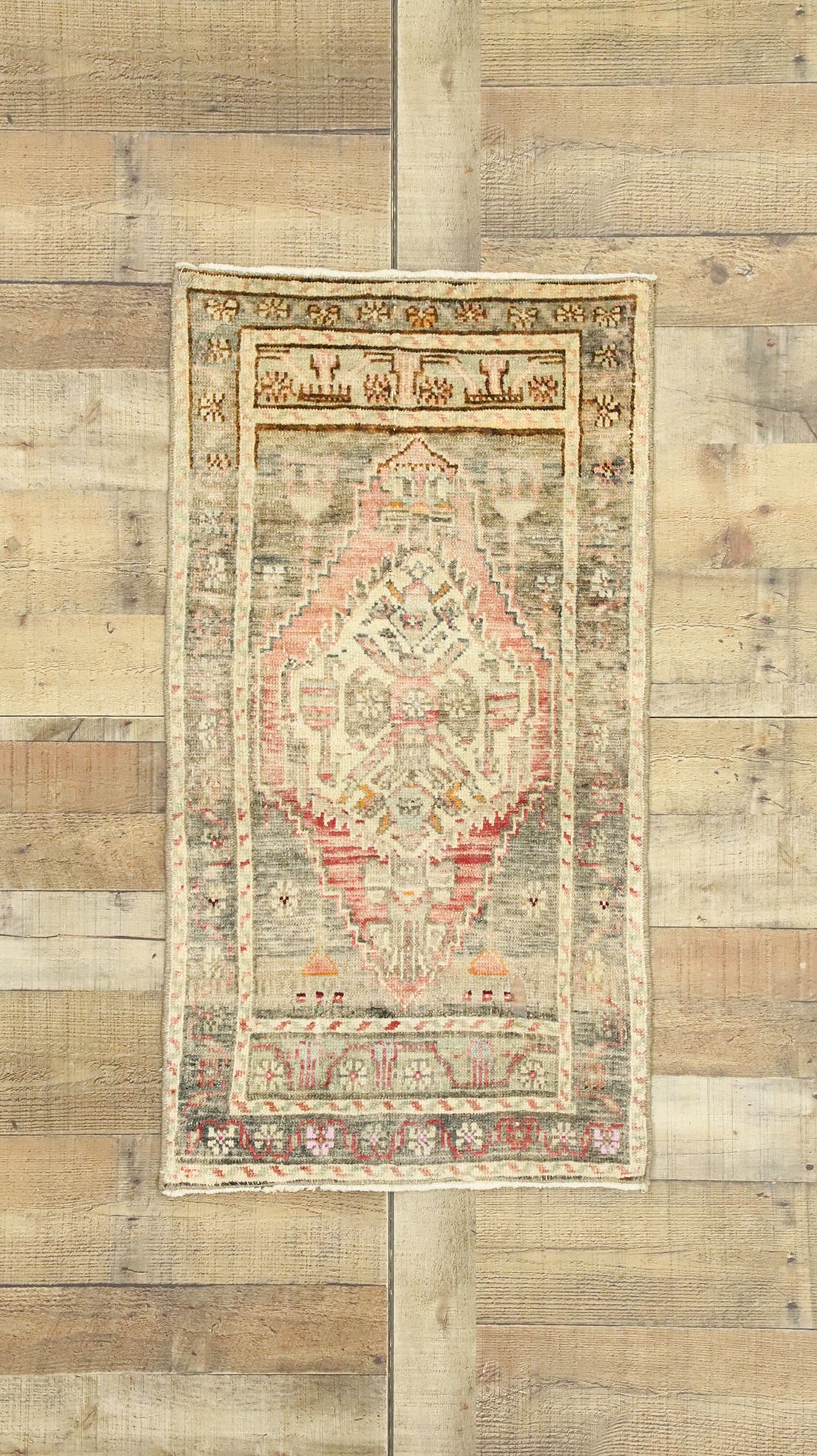 2 x 3 Vintage Oushak Rug 52722