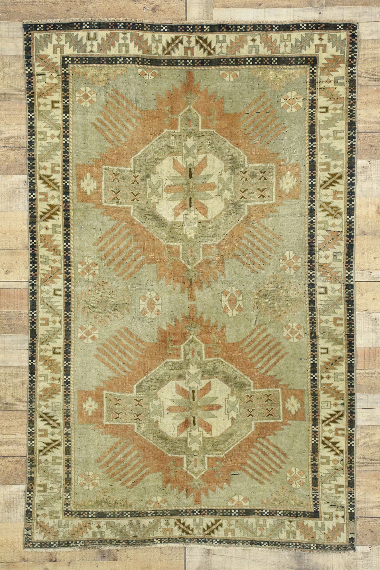 4 x 6 Vintage Turkish Oushak Rug 52726