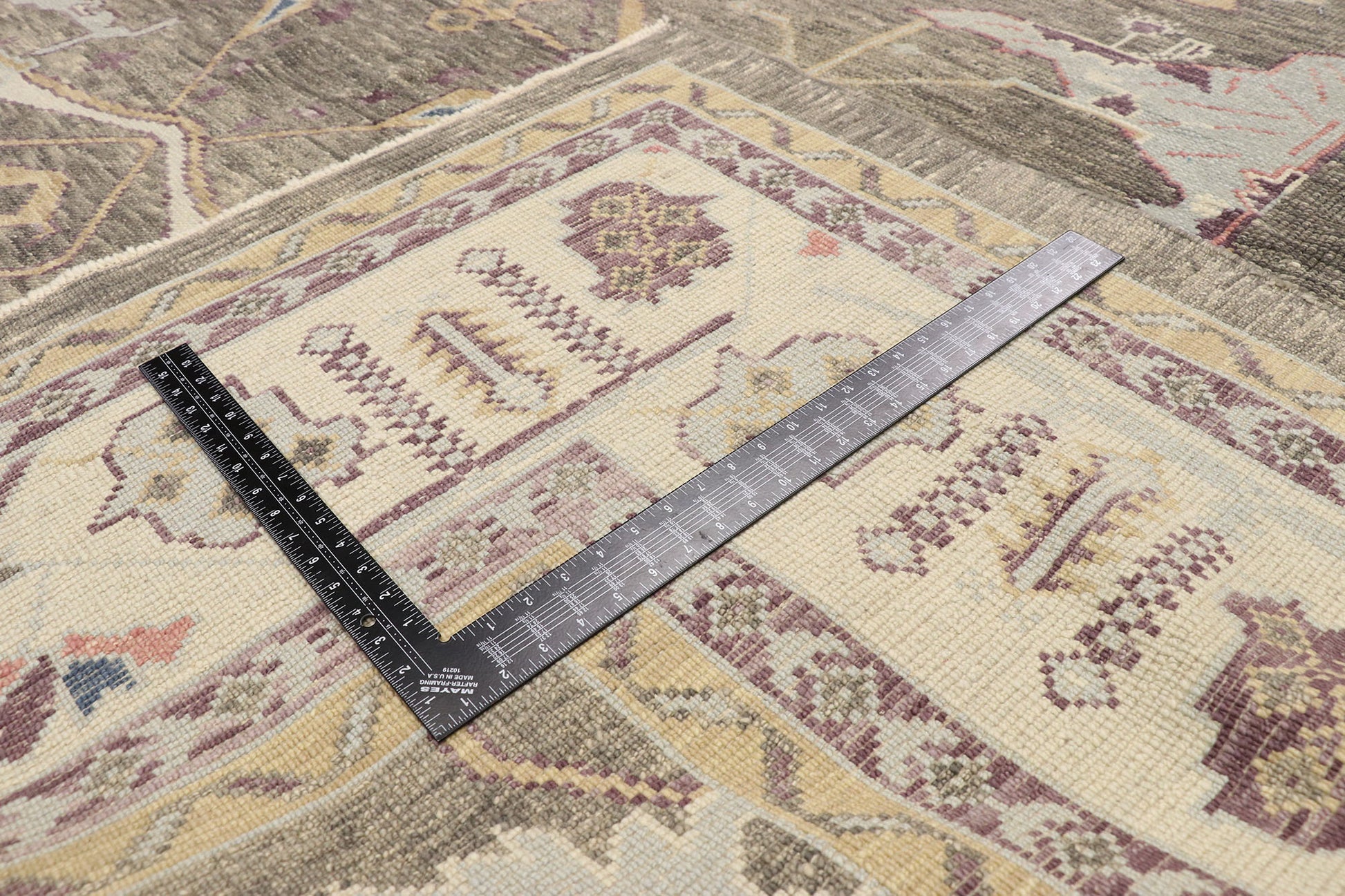 10 x 13 Earth-Tone Turkish Oushak Rug 52791