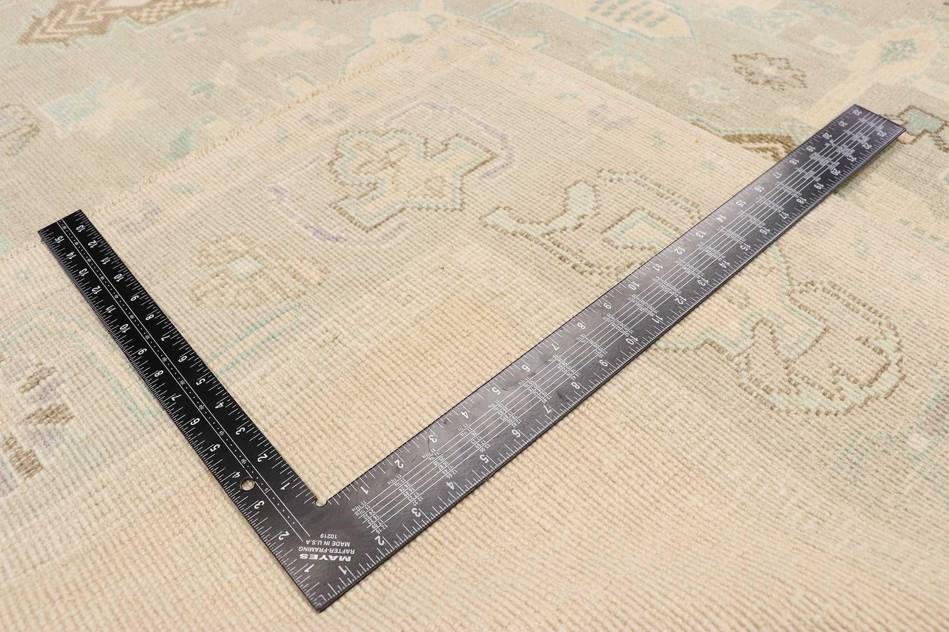 6 x 10 Vintage Turkish Oushak Rug 52808