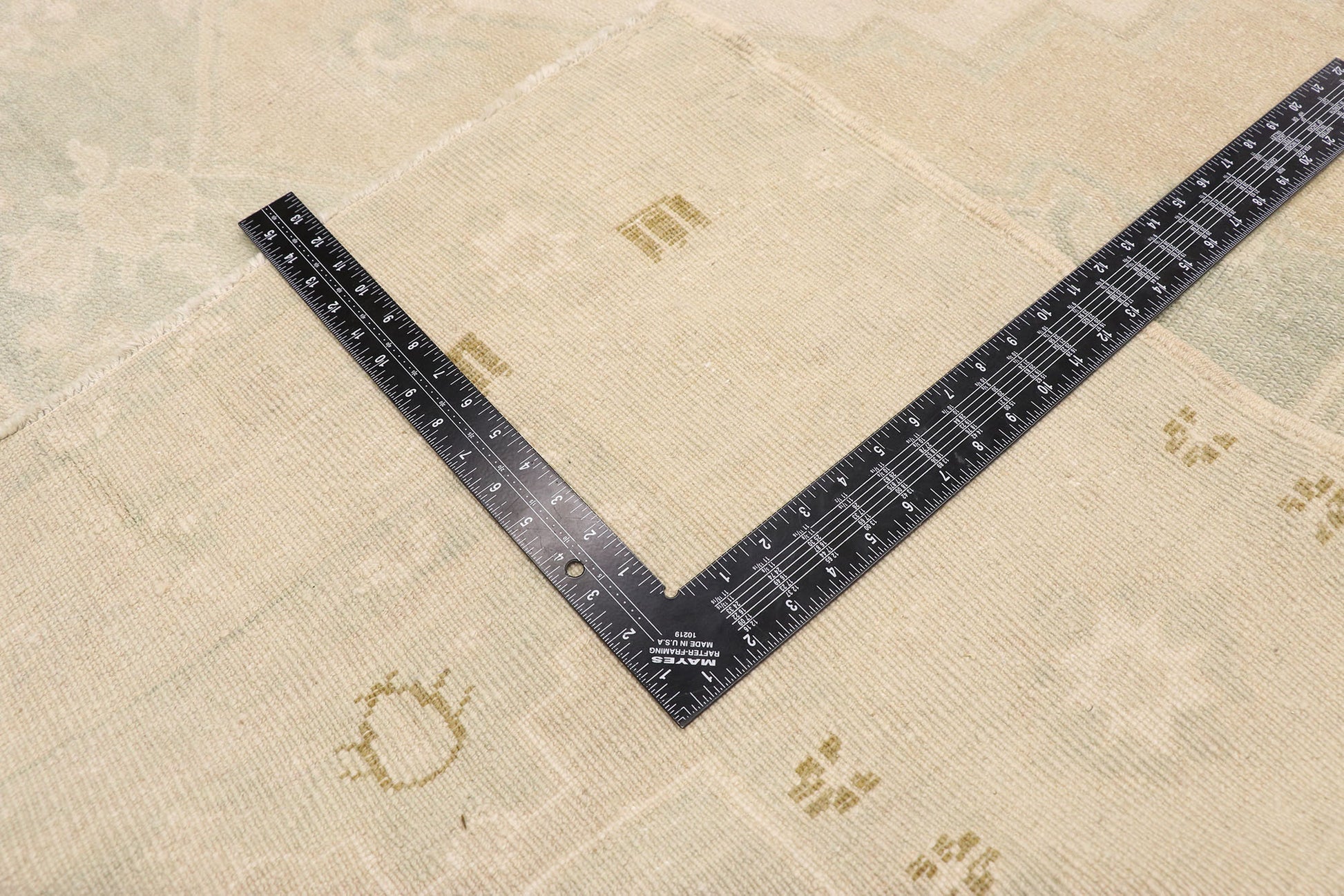 6 x 9 Vintage Turkish Oushak Rug 52809