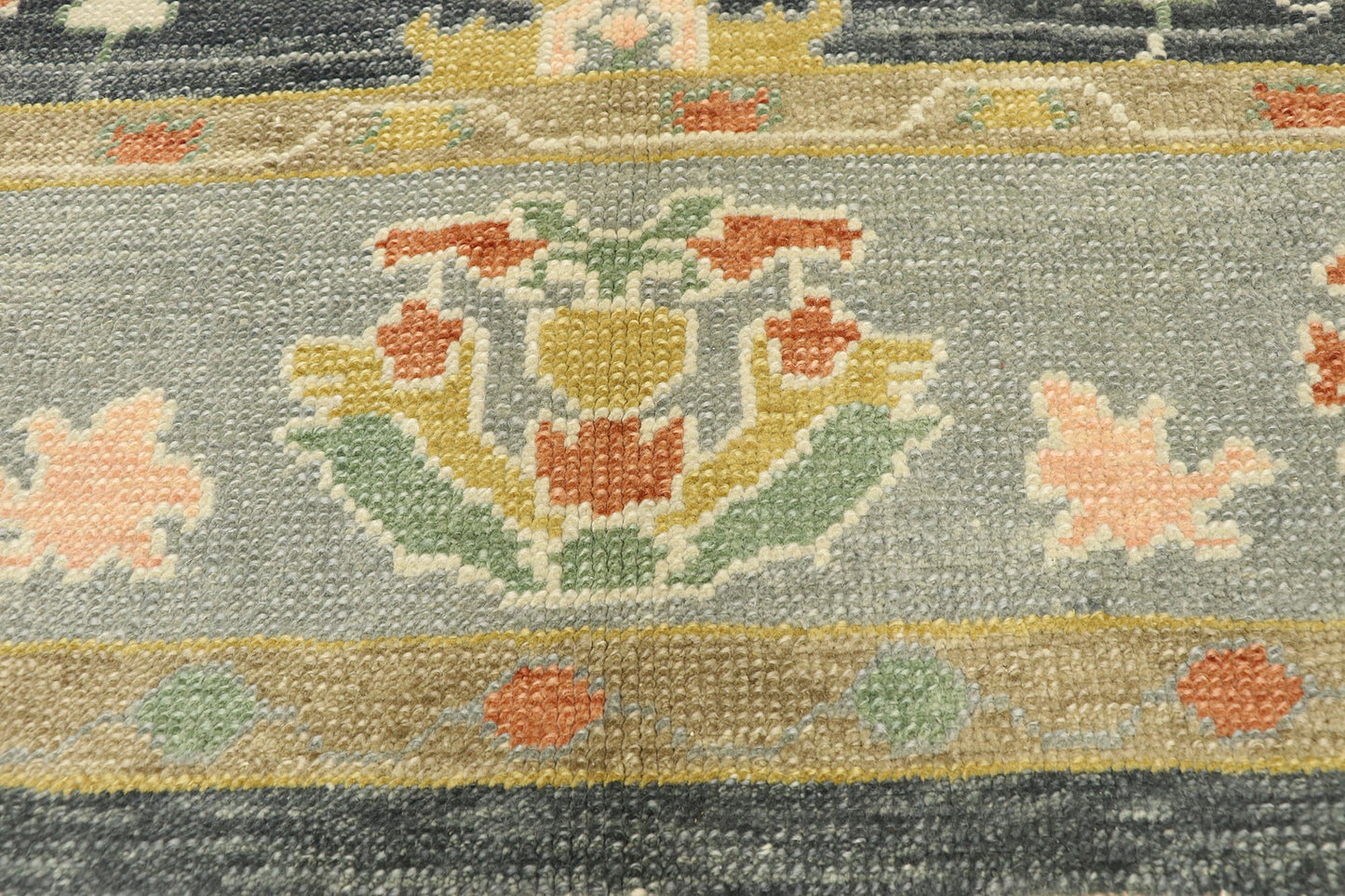 6 x 9 Contemporary Turkish Oushak Rug 52819