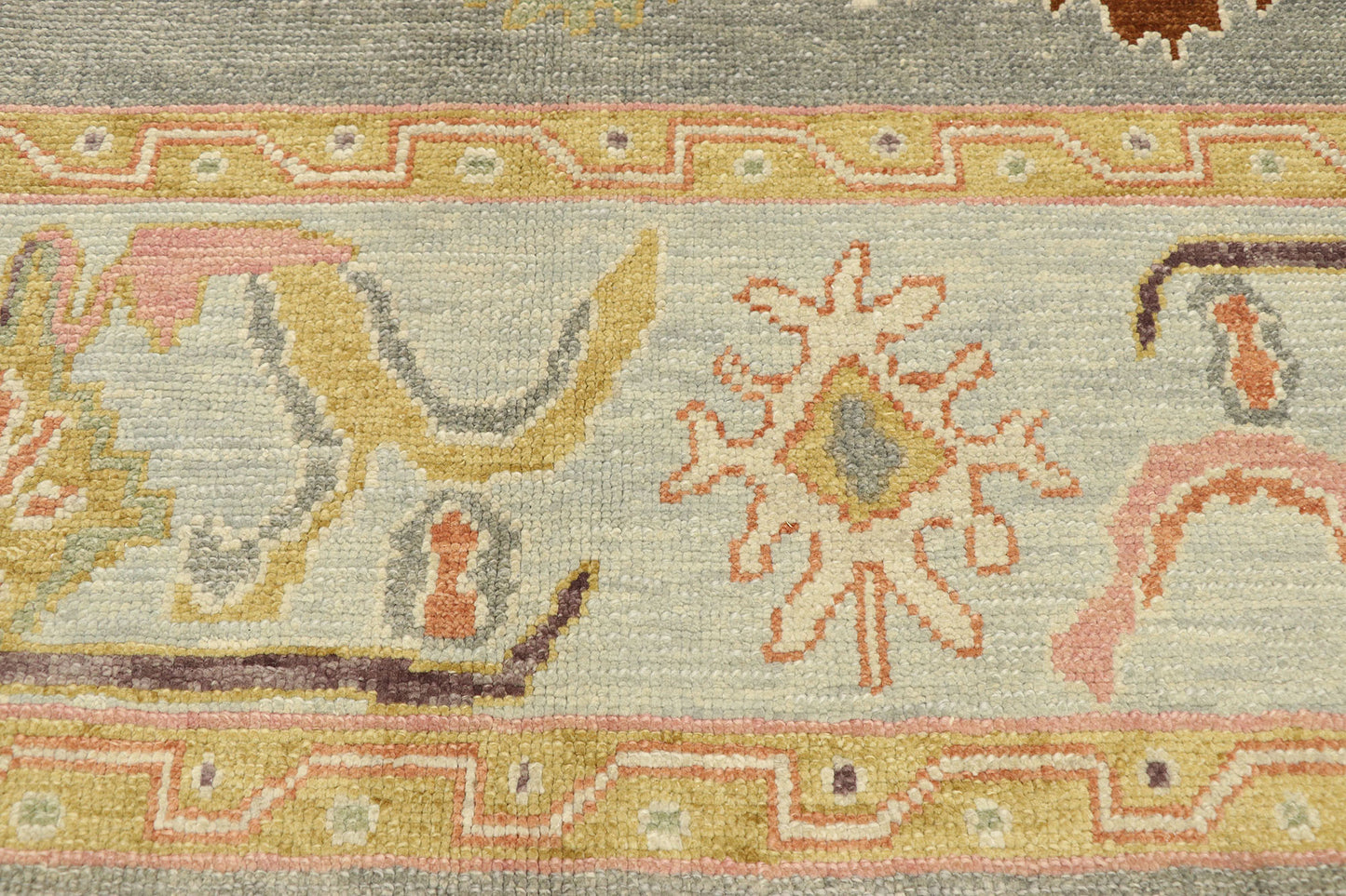 6 x 9 Contemporary Turkish Oushak Rug 52887