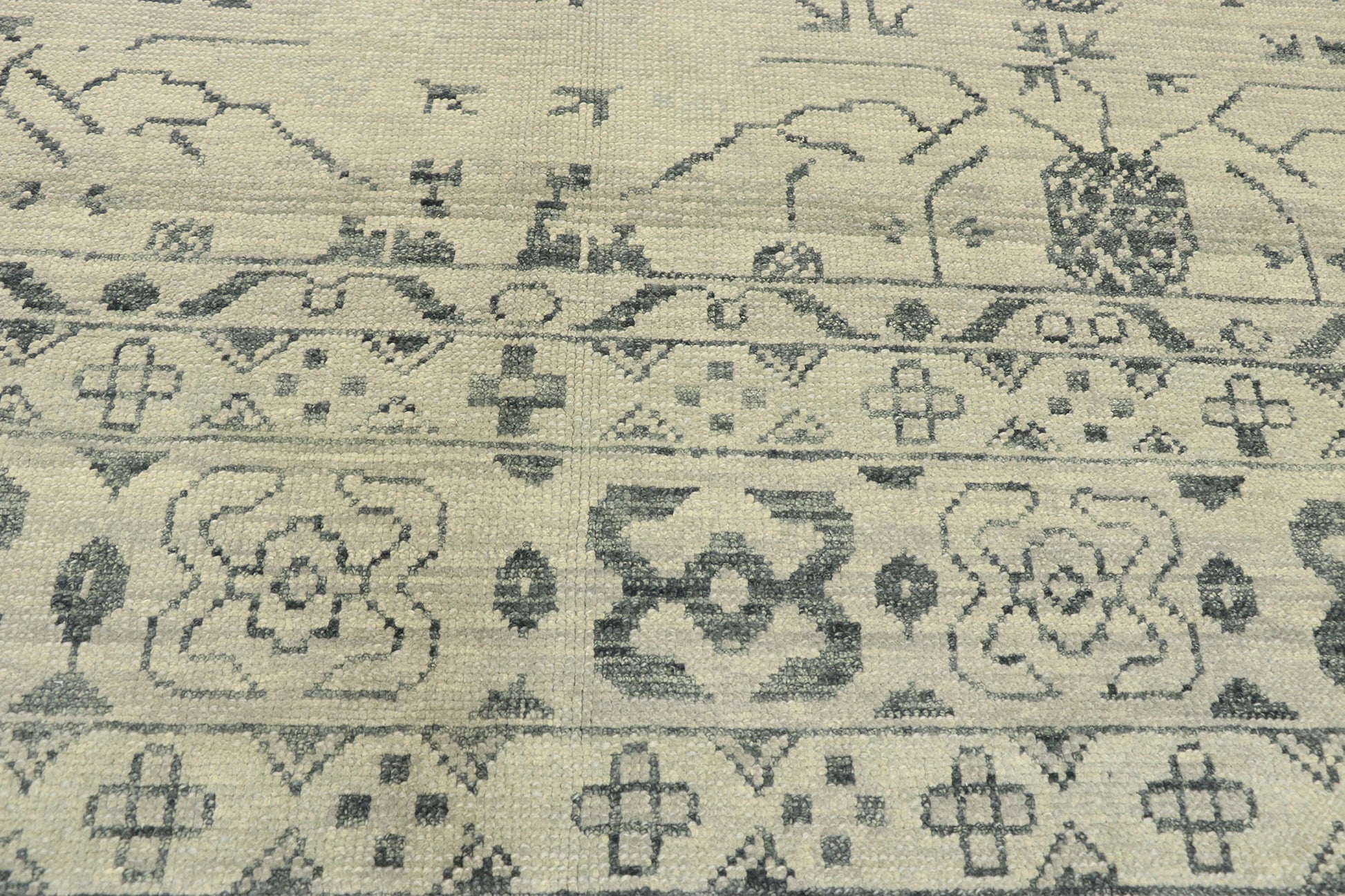 9 x 13 Turkish Khotan Rug 52914