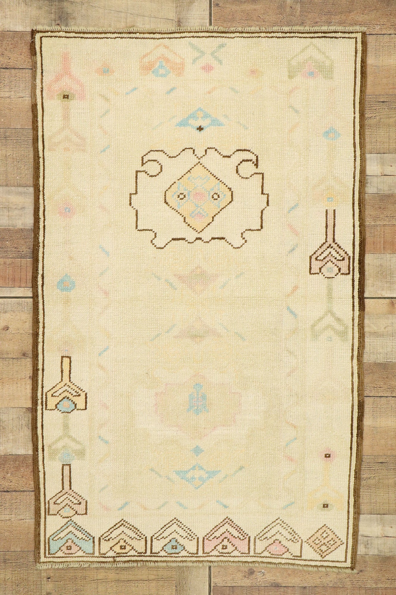 3 x 5 Vintage Turkish Oushak Rug 52938