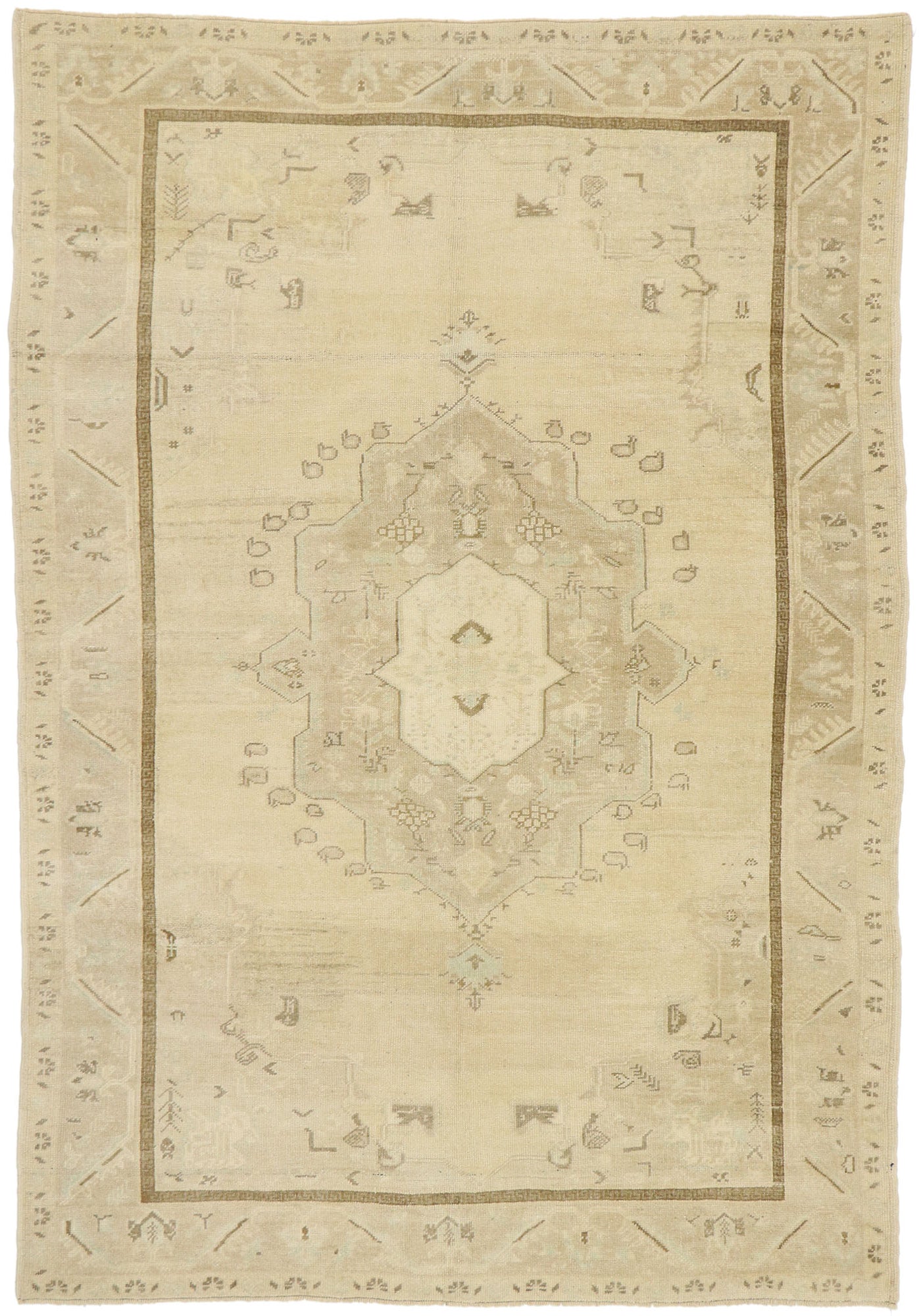 6 x 9 Vintage Neutral Turkish Oushak Rug 52960