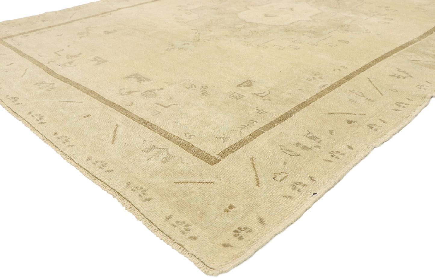 6 x 9 Vintage Neutral Turkish Oushak Rug 52960
