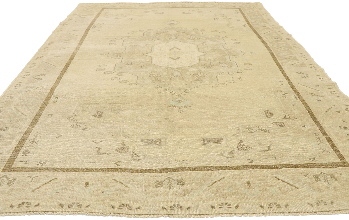 6 x 9 Vintage Neutral Turkish Oushak Rug 52960