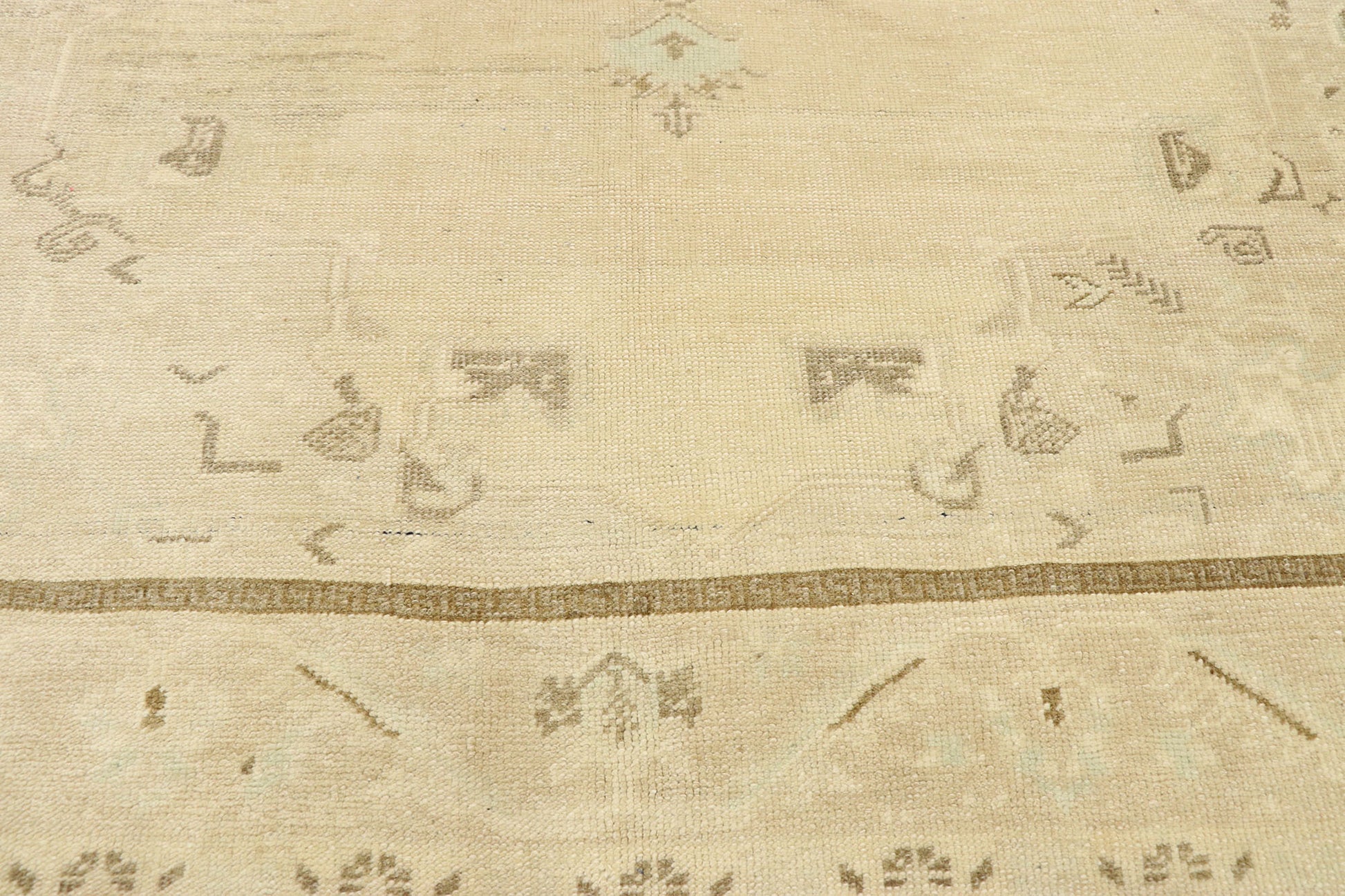 6 x 9 Vintage Neutral Turkish Oushak Rug 52960