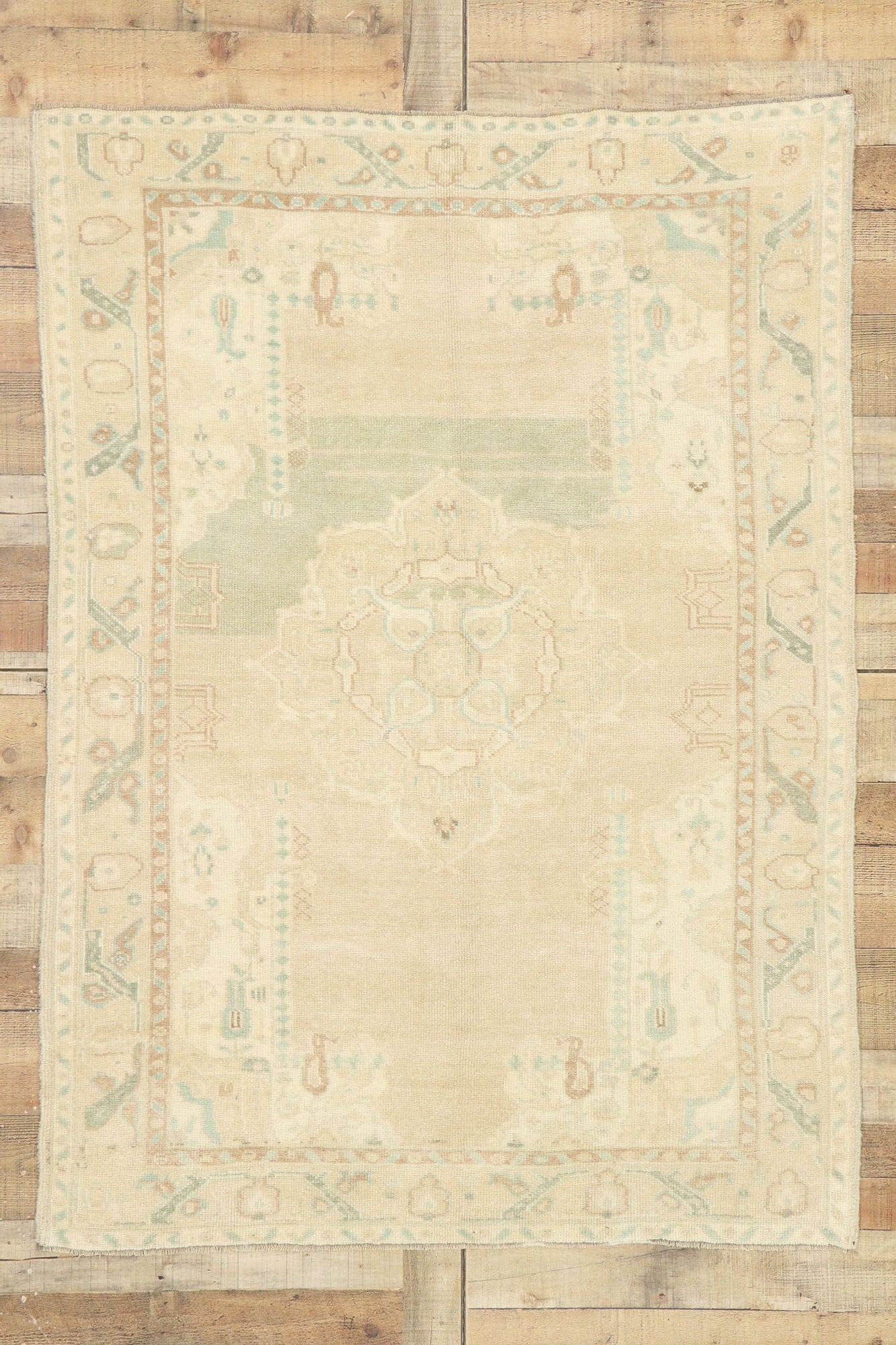 4 x 6 Vintage Turkish Oushak Rug 52970