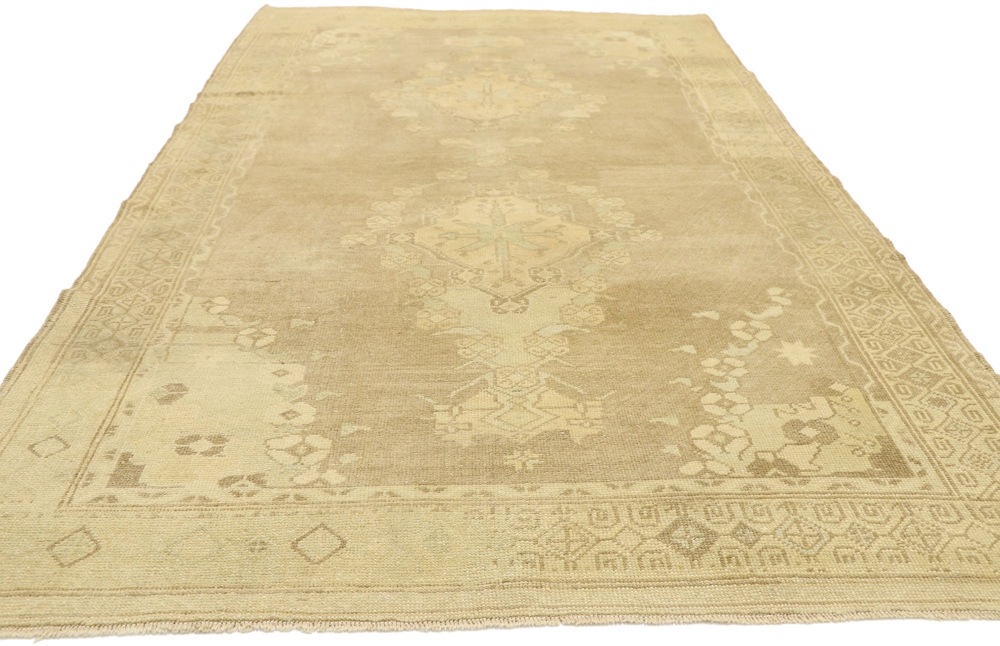 5 x 9 Vintage Turkish Oushak Rug 52992