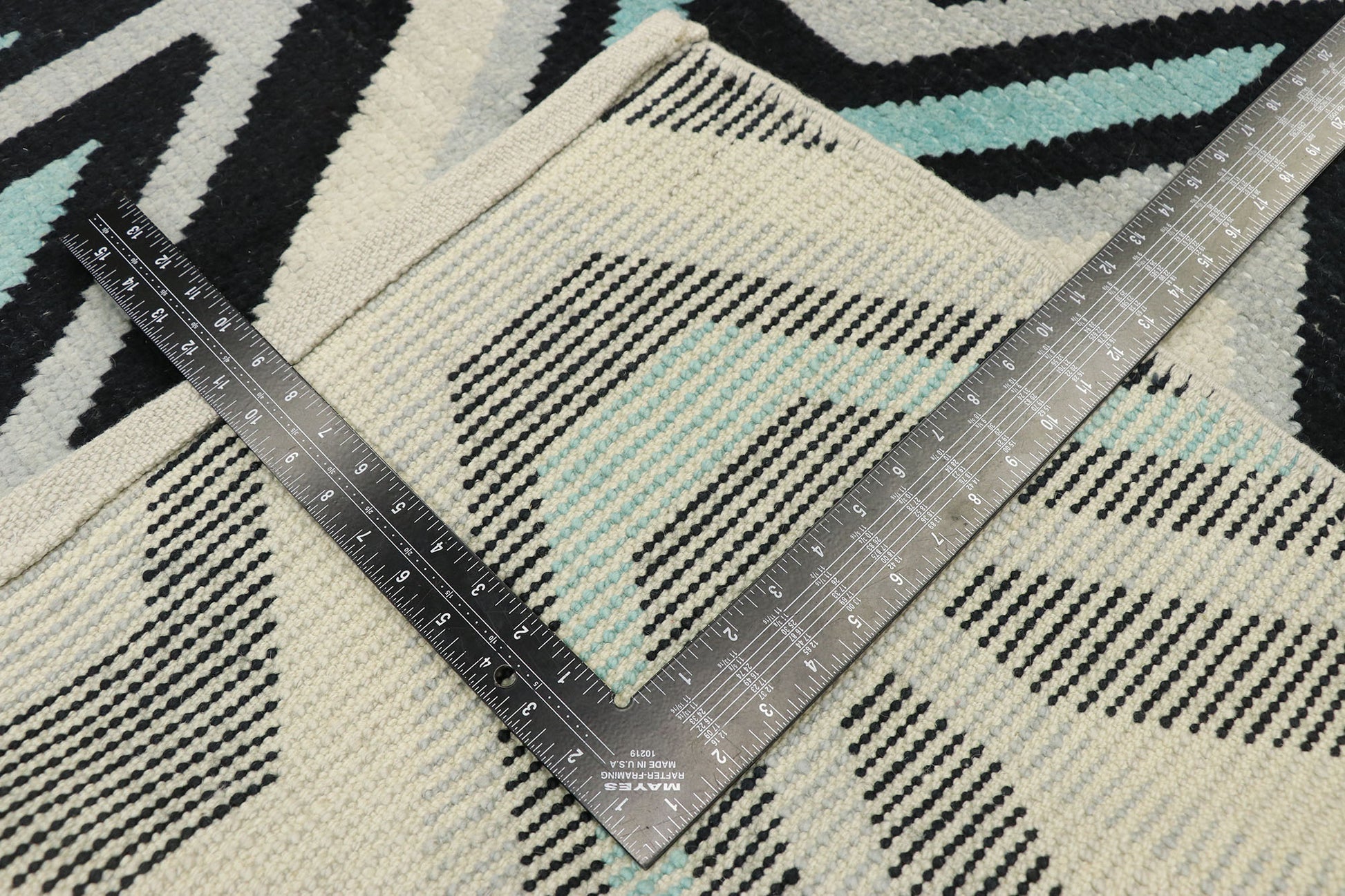 9 x 13 Contemporary Moroccan Rug 52994