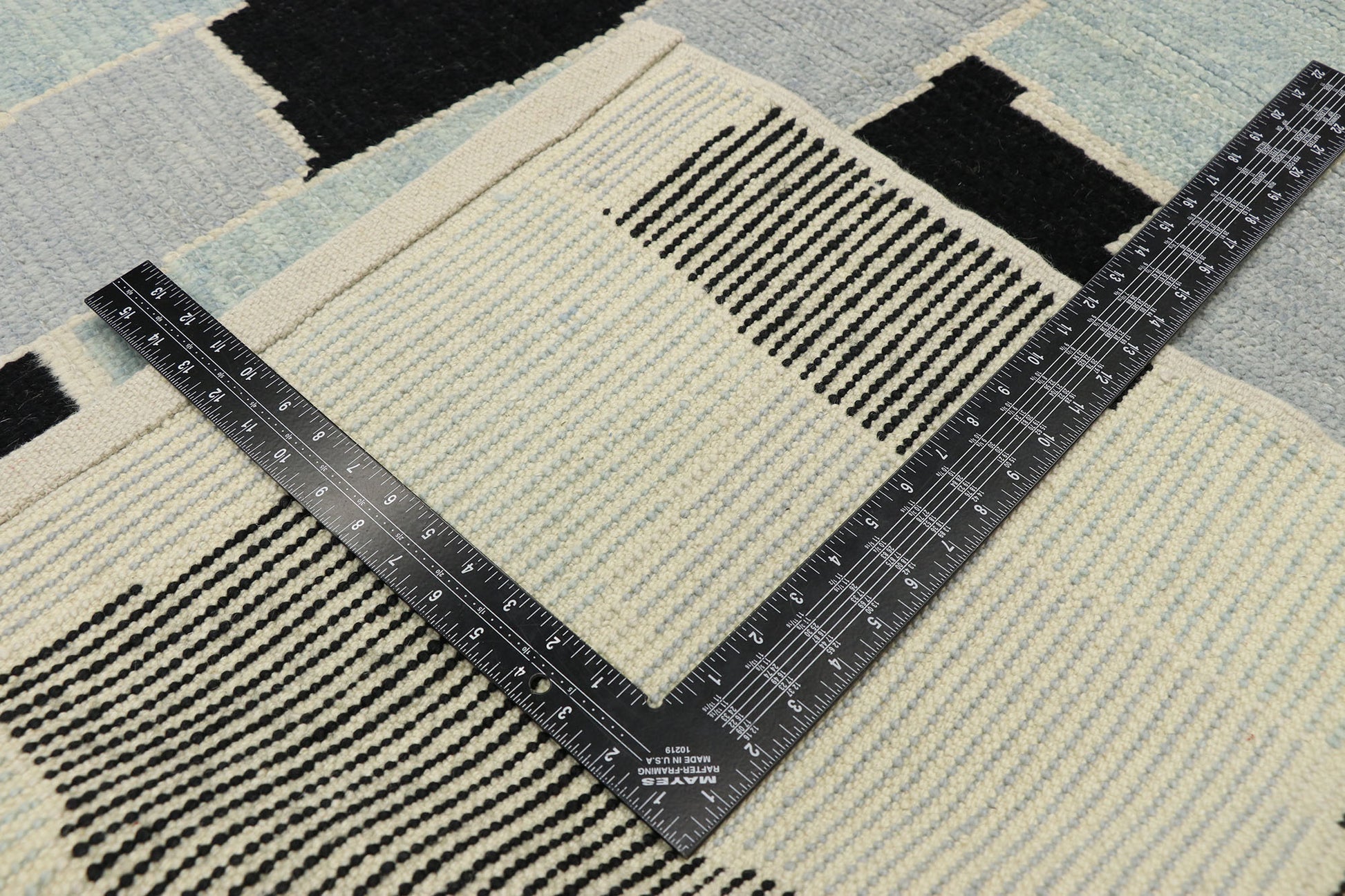 10 x 14 Contemporary Moroccan Rug 52995