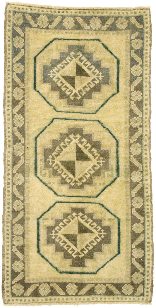 2 x 3 Vintage Turkish Oushak Rug 53011