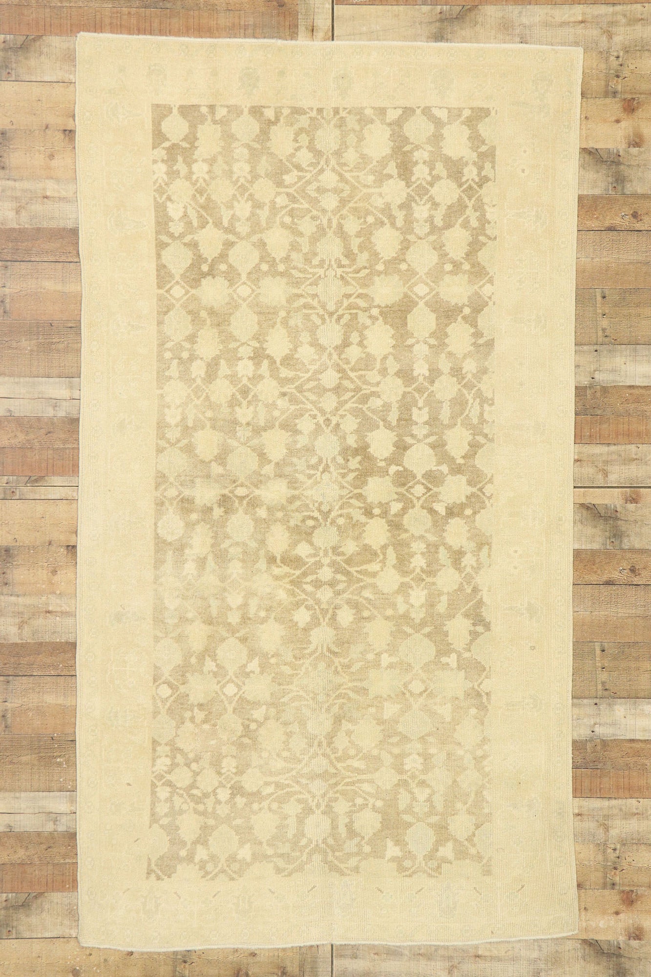 5 x 8 Vintage Turkish Oushak Rug 53018