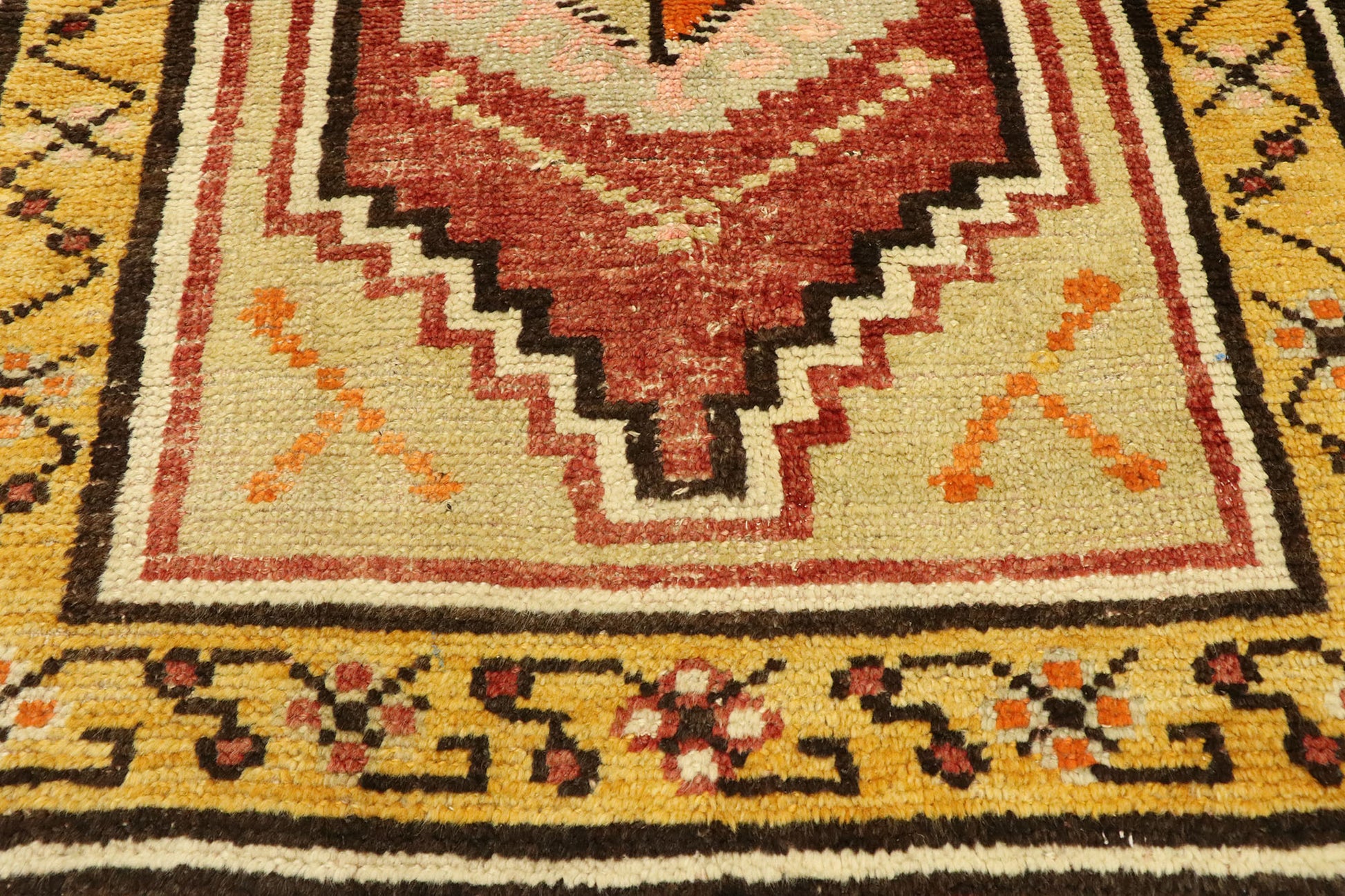 3 x 4 Vintage Turkish Oushak Rug 53040