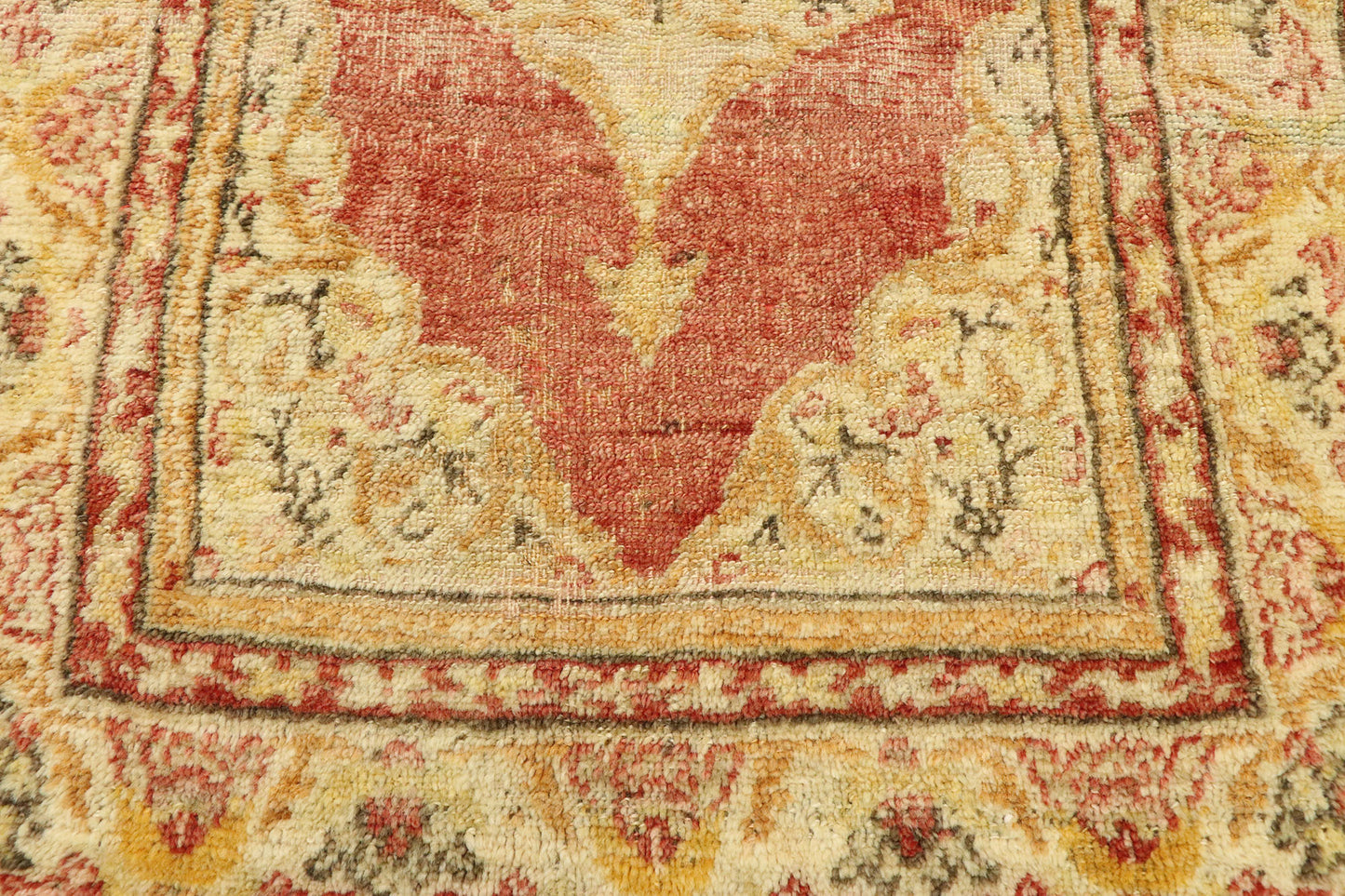 2 x 4 Vintage Turkish Oushak Rug 53047