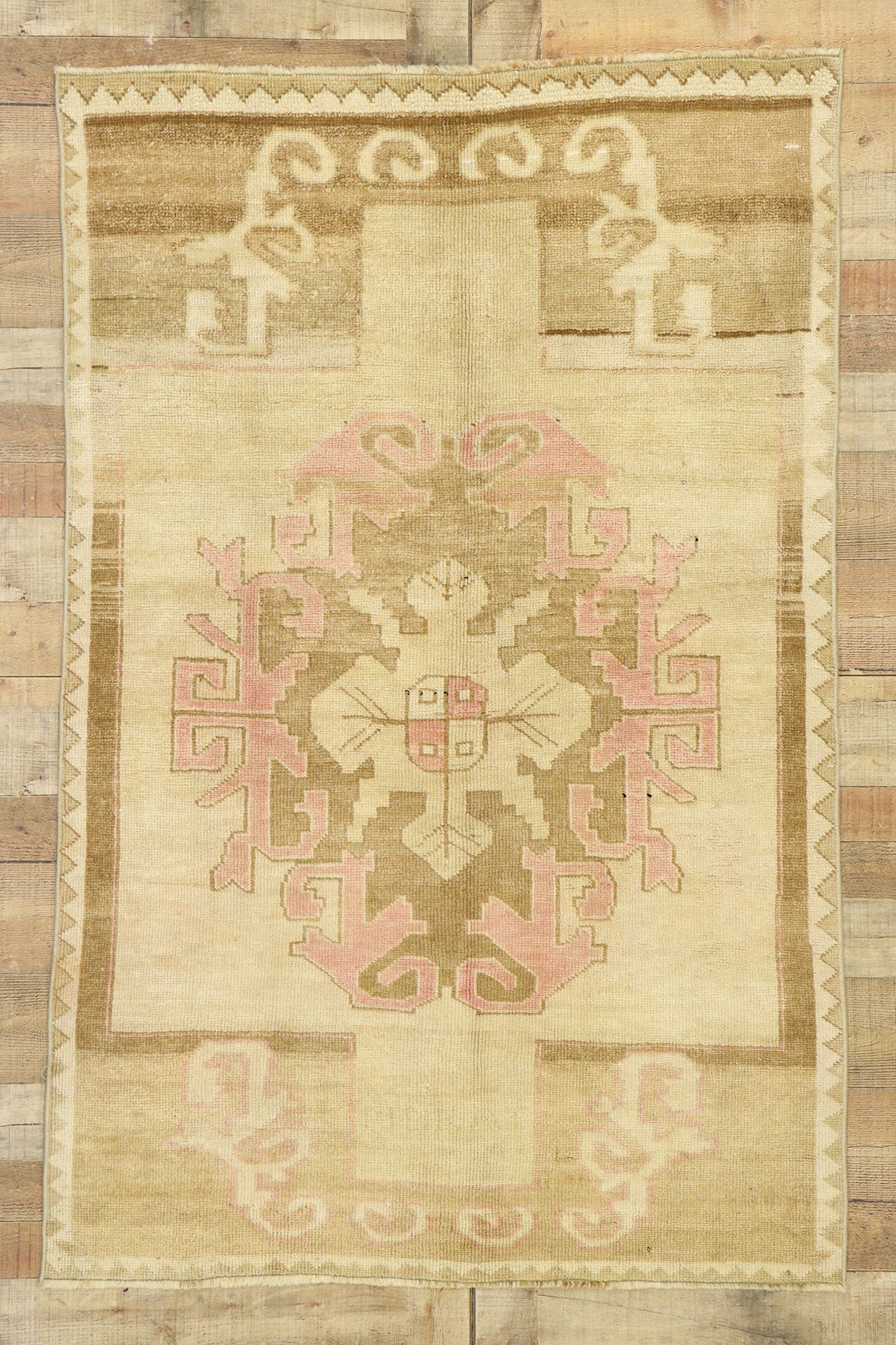 4 x 6 Vintage Turkish Kars Rug 53064