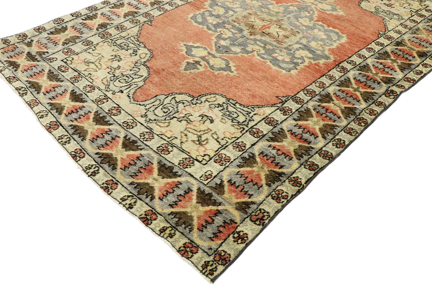 4 x 6 Vintage Turkish Oushak Rug 53066