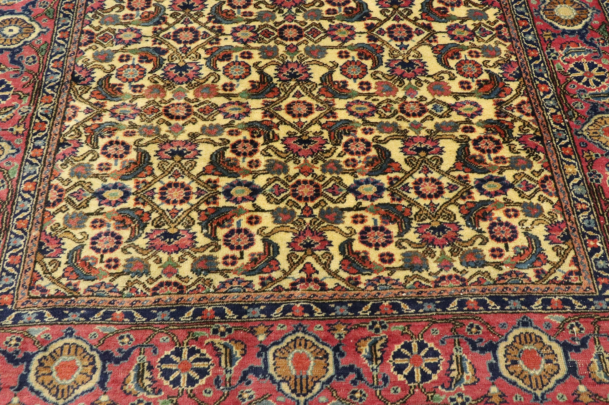 4 x 6 Vintage Turkish Sivas Rug 53068