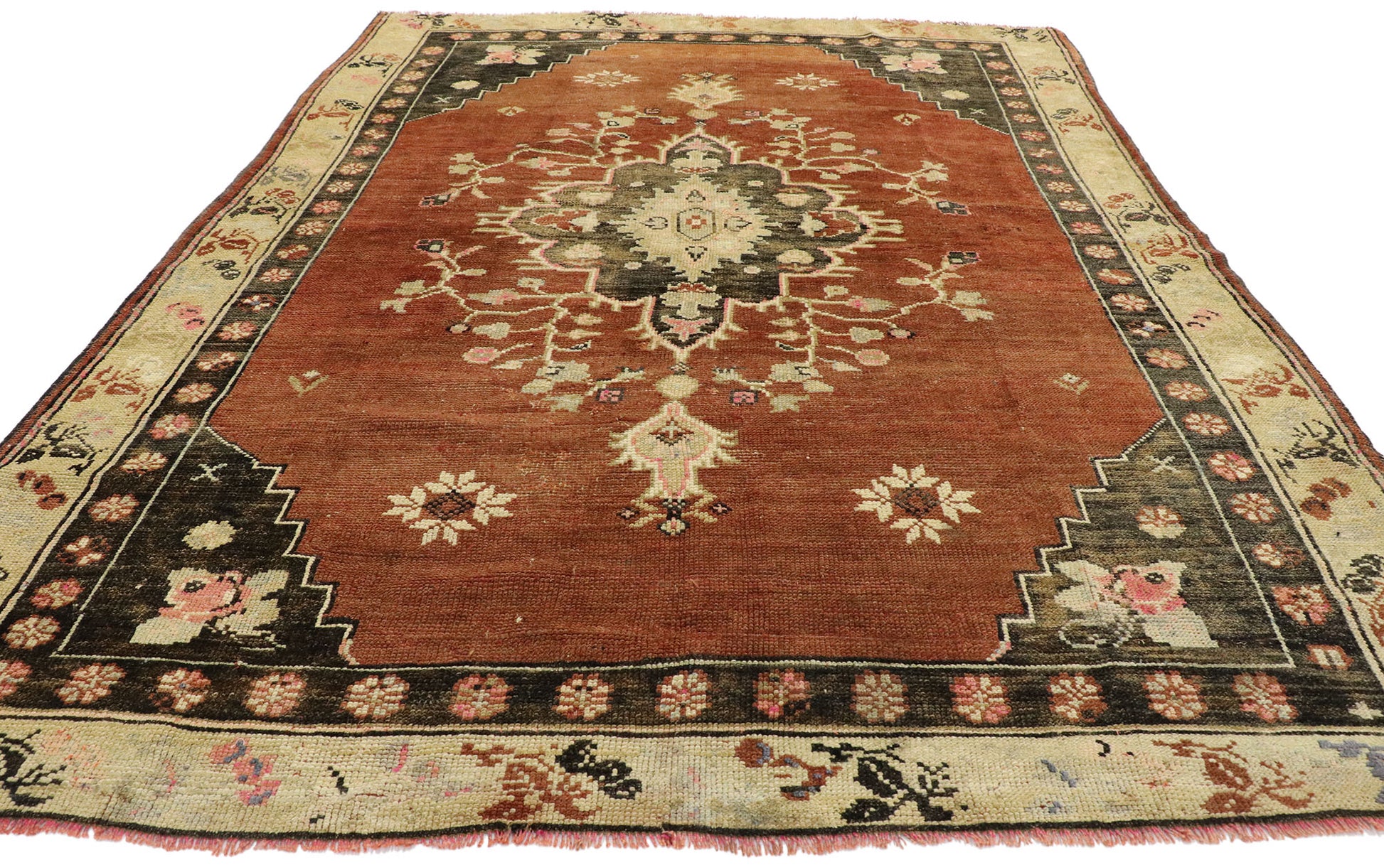 5 x 7 Vintage Turkish Oushak Rug 53069