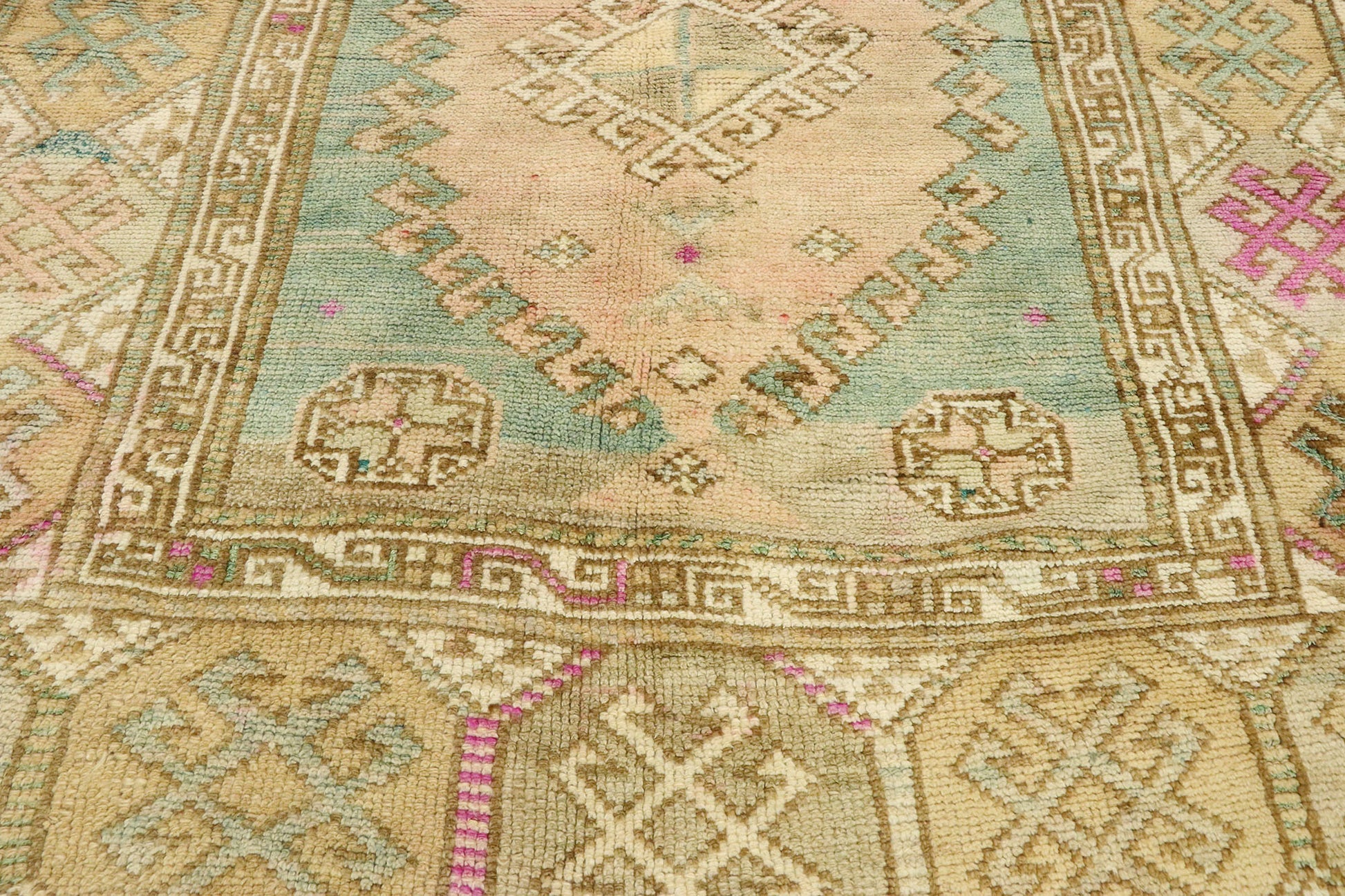 4 x 5 Vintage Turkish Oushak Rug 53079