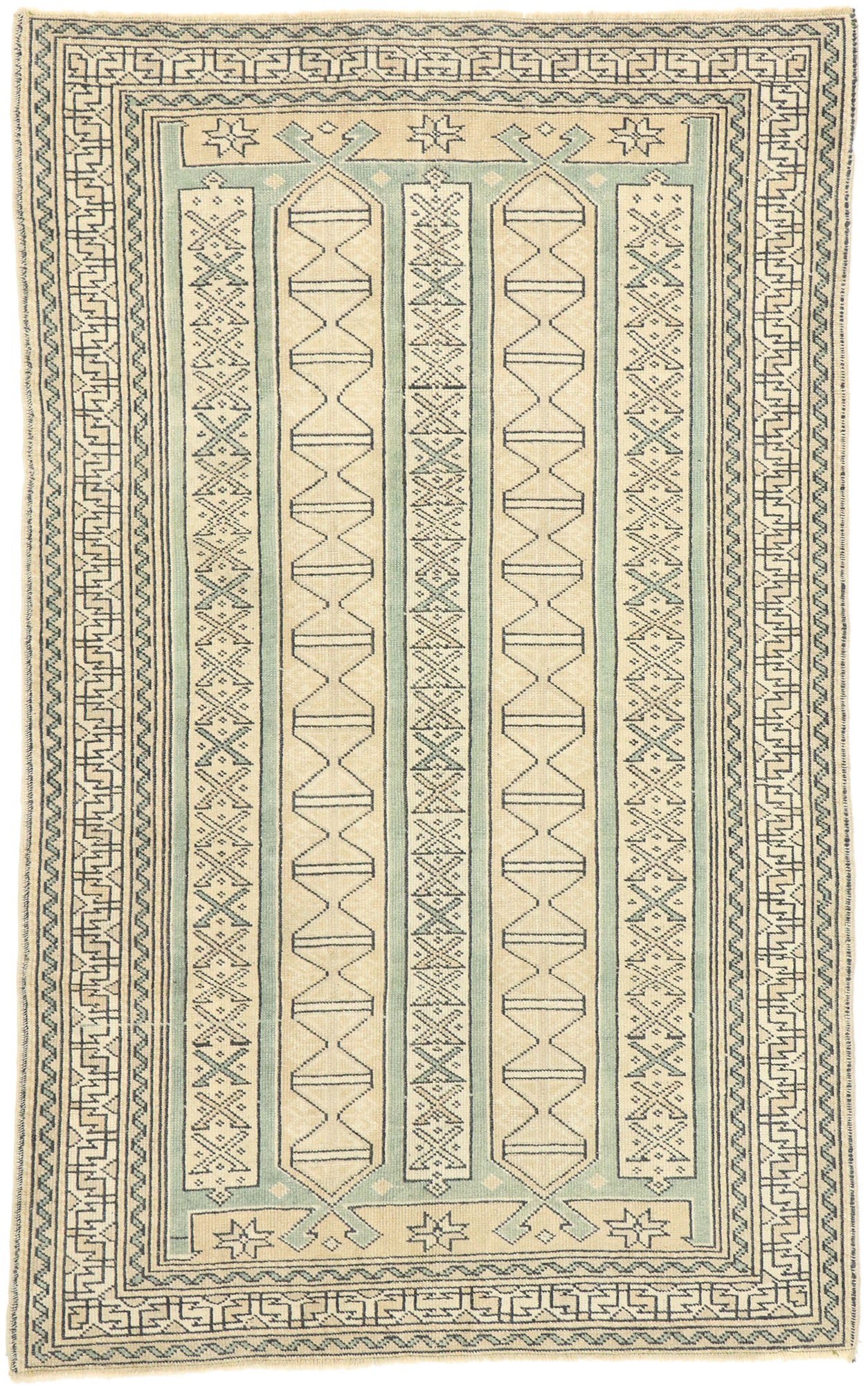 4 x 6 Vintage Turkish Oushak Rug 53140