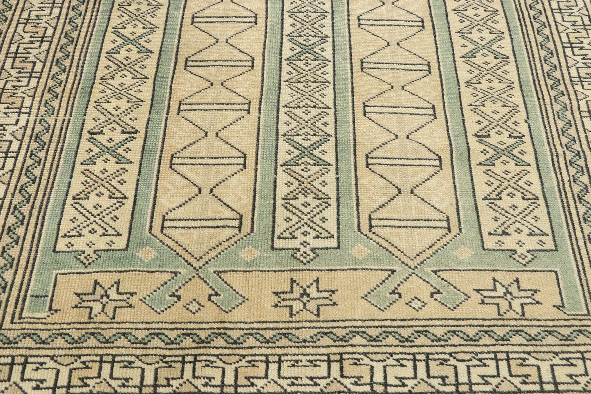 4 x 6 Vintage Turkish Oushak Rug 53140
