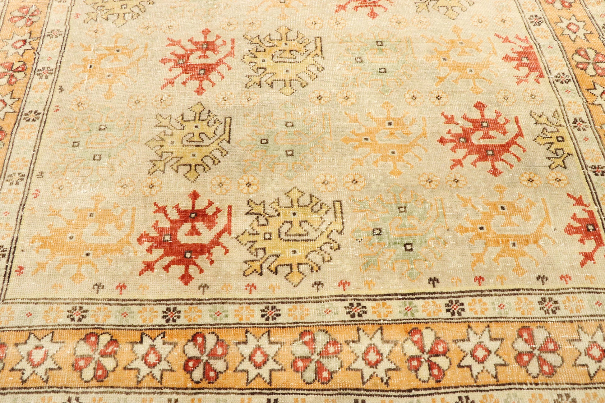 4 x 7 Vintage Turkish Oushak Rug 53147