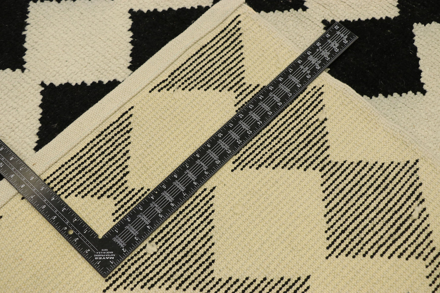 9 x 13 Contemporary Moroccan Rug 53191