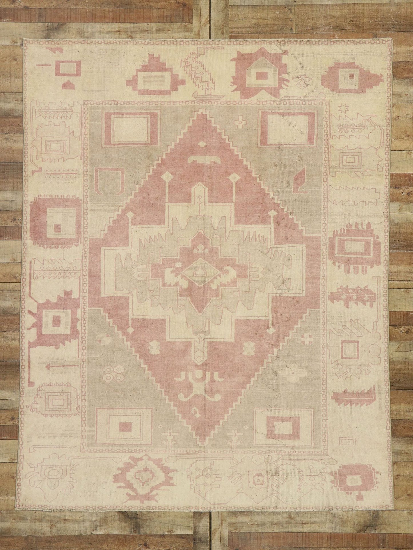 7 x 9 Vintage Turkish Oushak Rug 53229