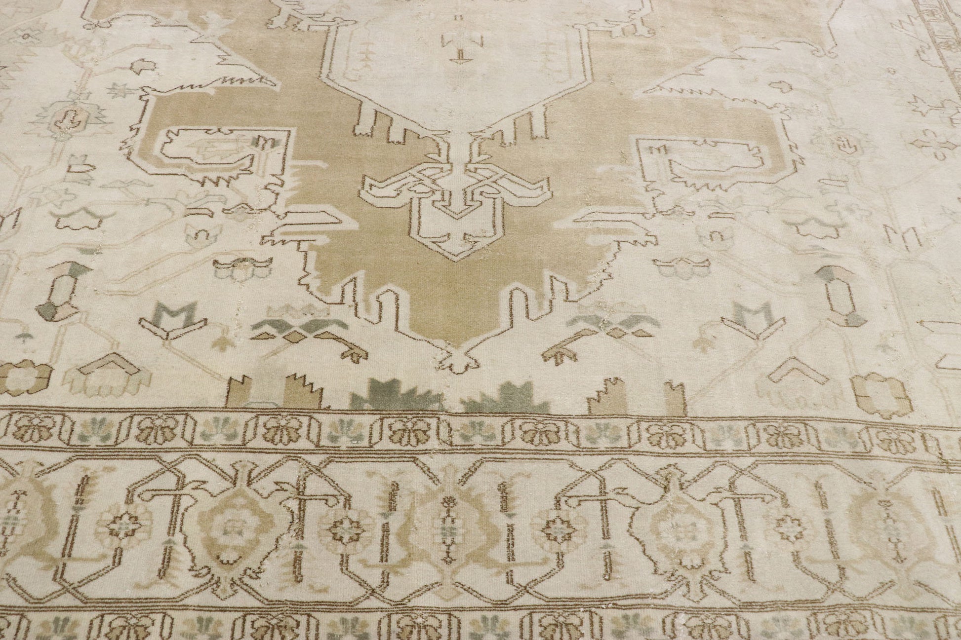 9 x 13 Vintage Turkish Kars Rug 53239