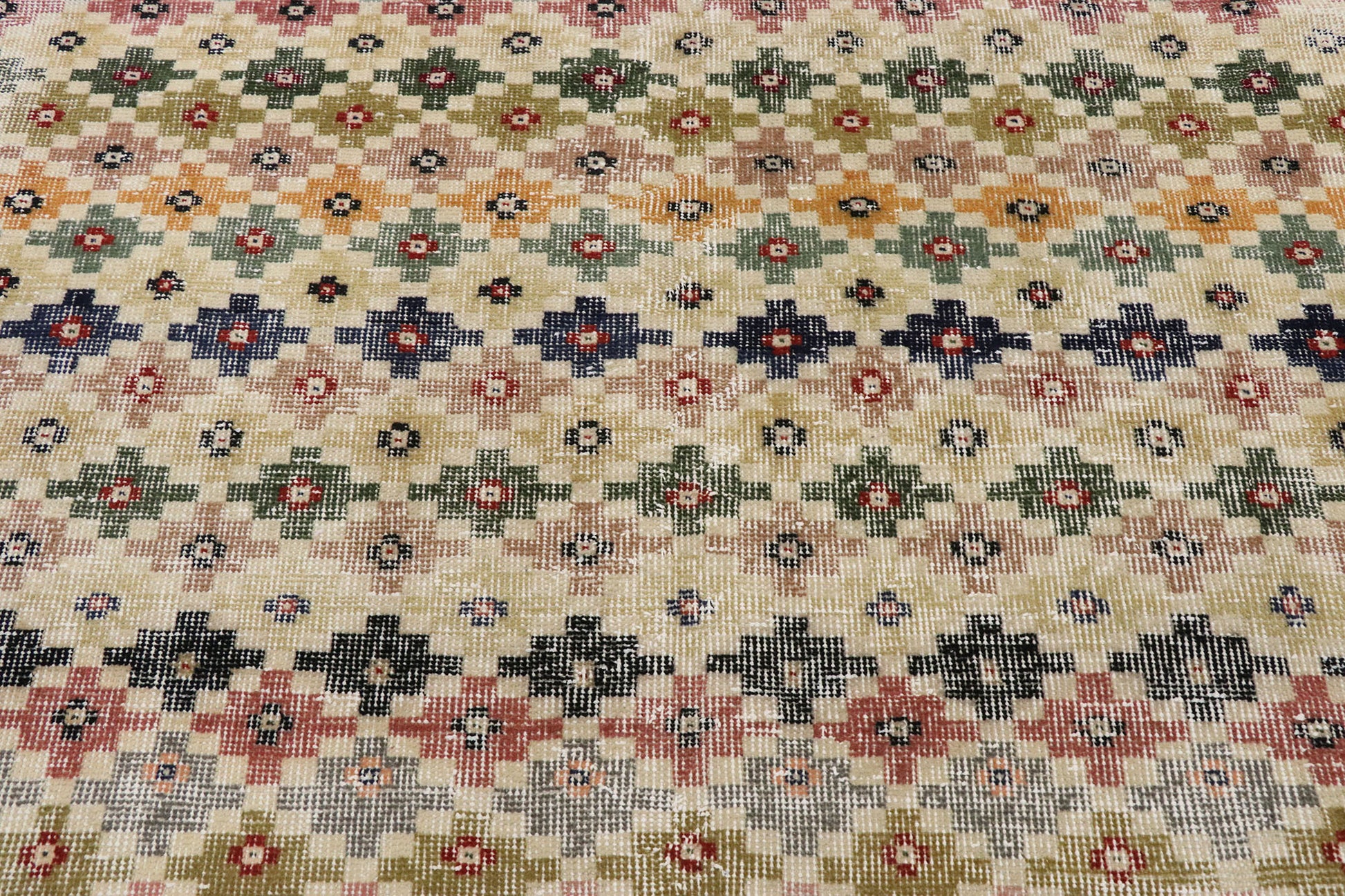 5 x 9 Vintage Turkish Sivas Rug 53291
