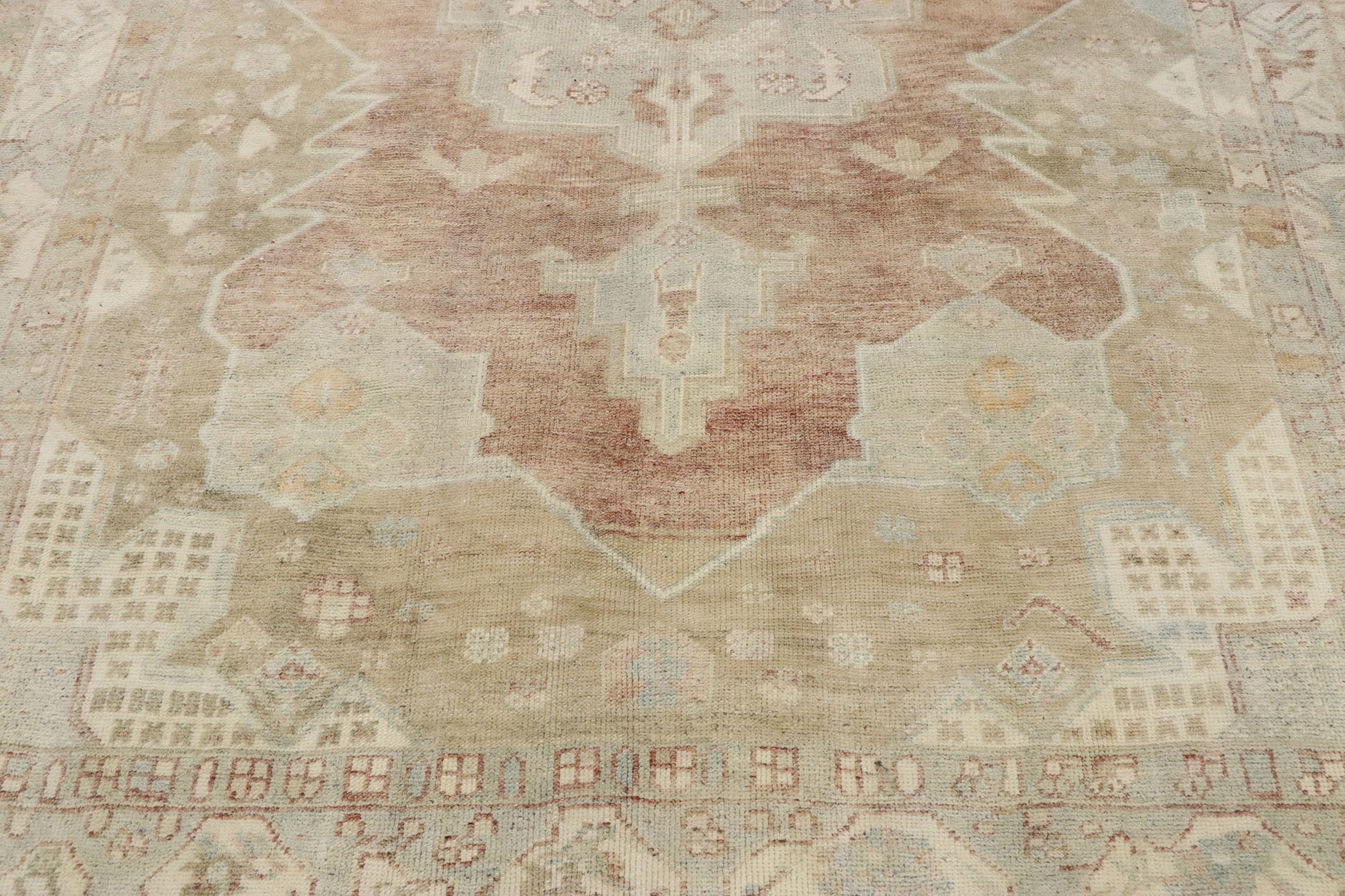 5 x 8 Vintage Turkish Oushak Rug 53387