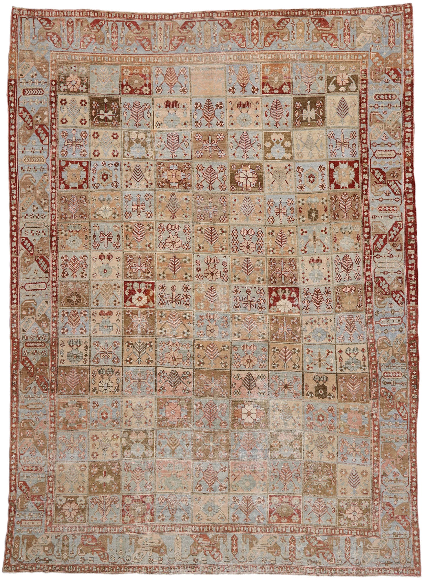 12 x 16 Antique Persian Bakhtiari Rug 53388