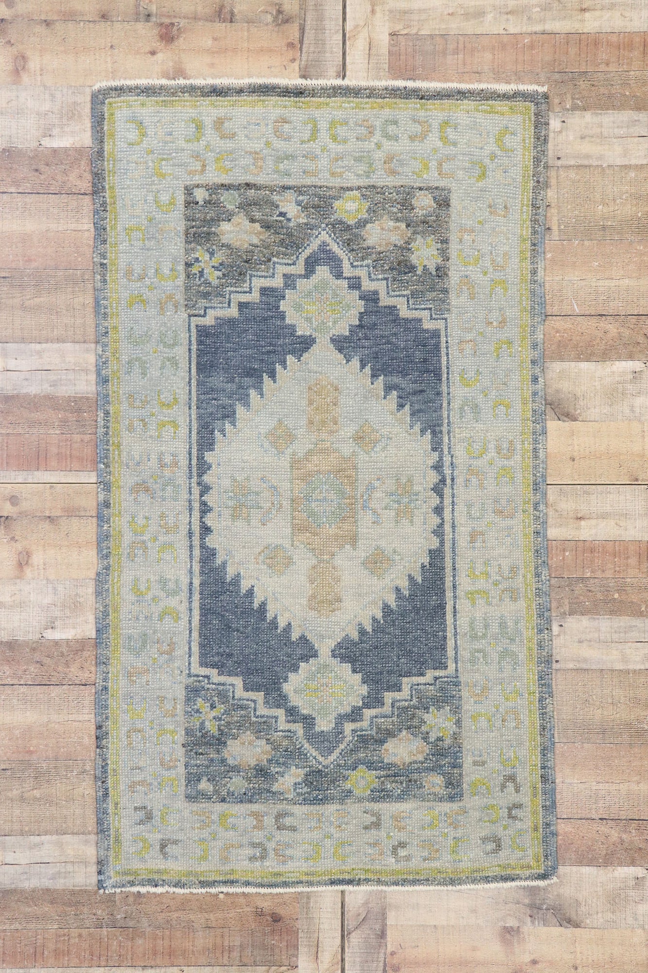 3 x 6 Contemporary Turkish Oushak Rug 53538