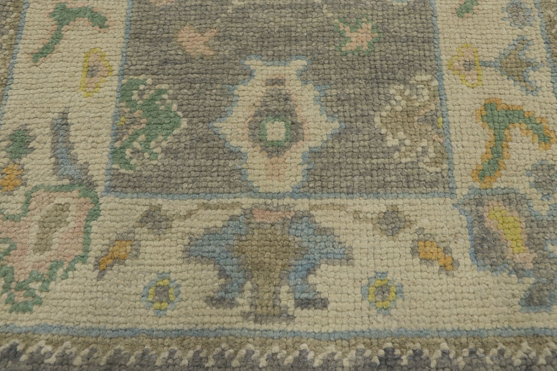 2 x 4 Contemporary Turkish Oushak Rug 53602