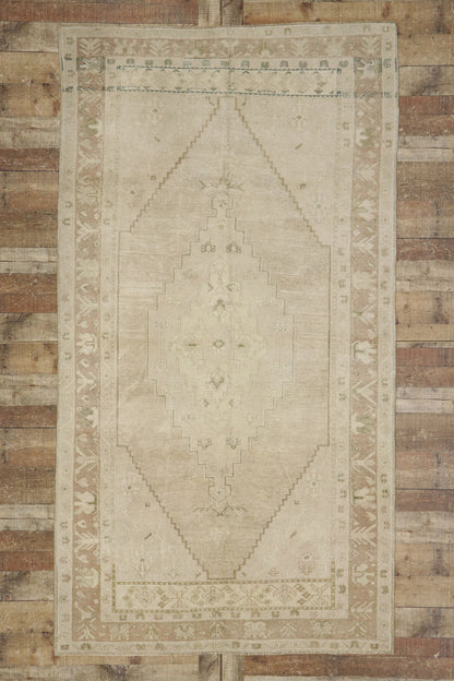 5 x 9 Vintage Turkish Oushak Rug 53624