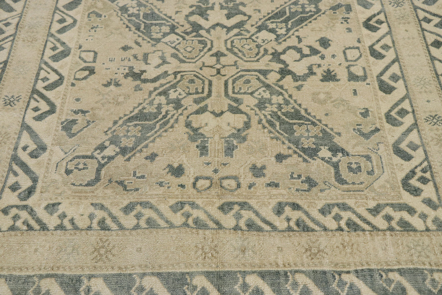 5 x 8 Vintage Turkish Oushak Rug 53625