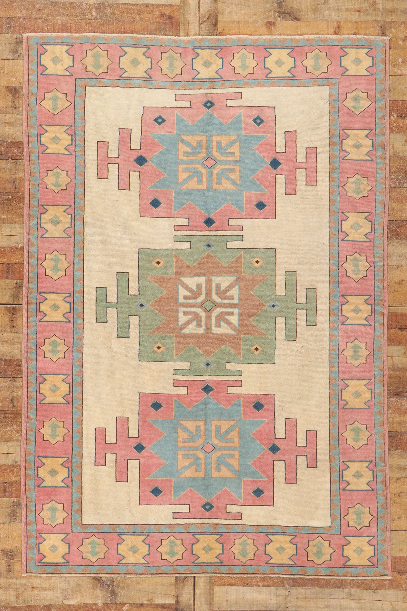 6 x 9 Vintage Turkish Kars Rug 53693