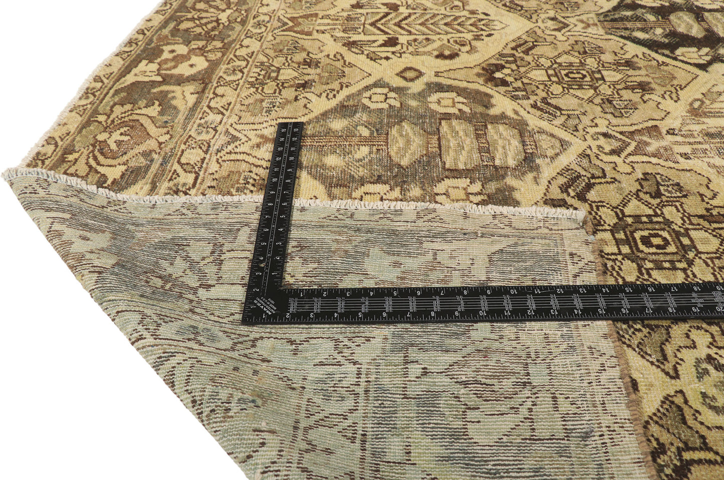 6 x 11 Vintage Persian Bakhtiari Rug 53751