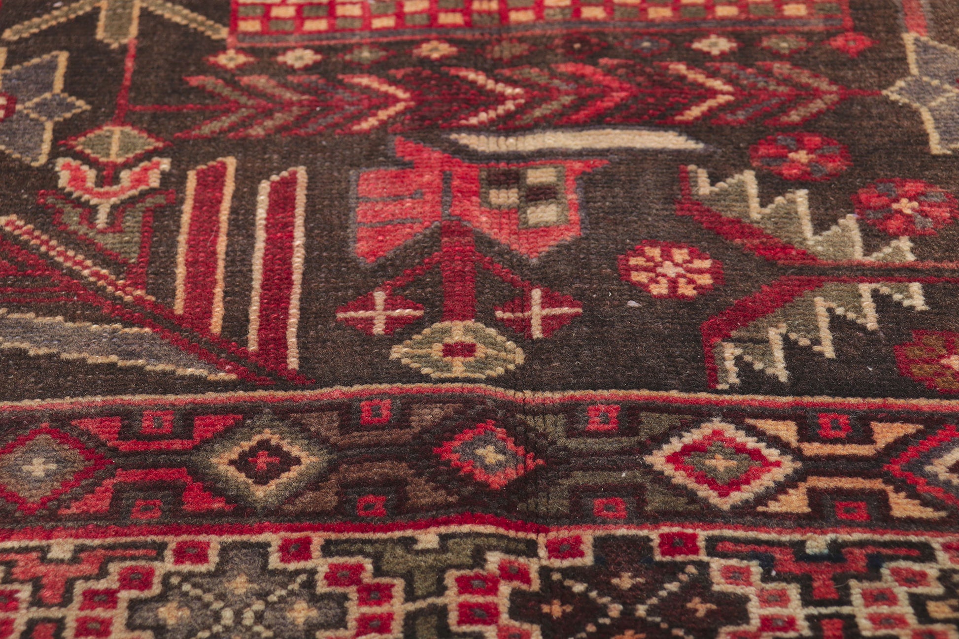5 x 13 Vintage Persian Bakhtiari Rug 61224