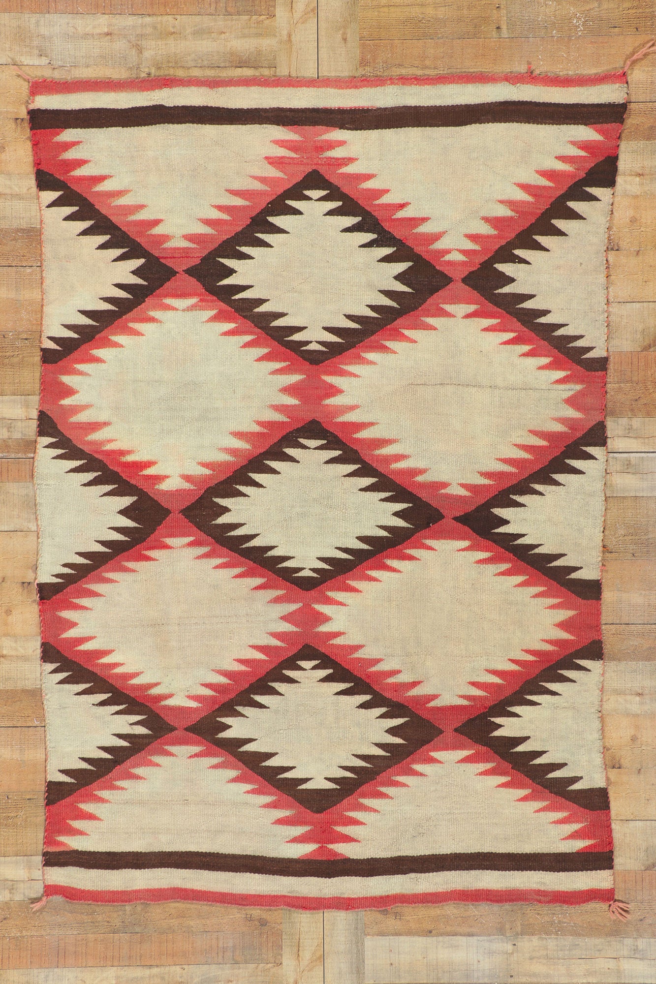 5 x 7 Vintage Eye Dazzler Navajo Rug 78429