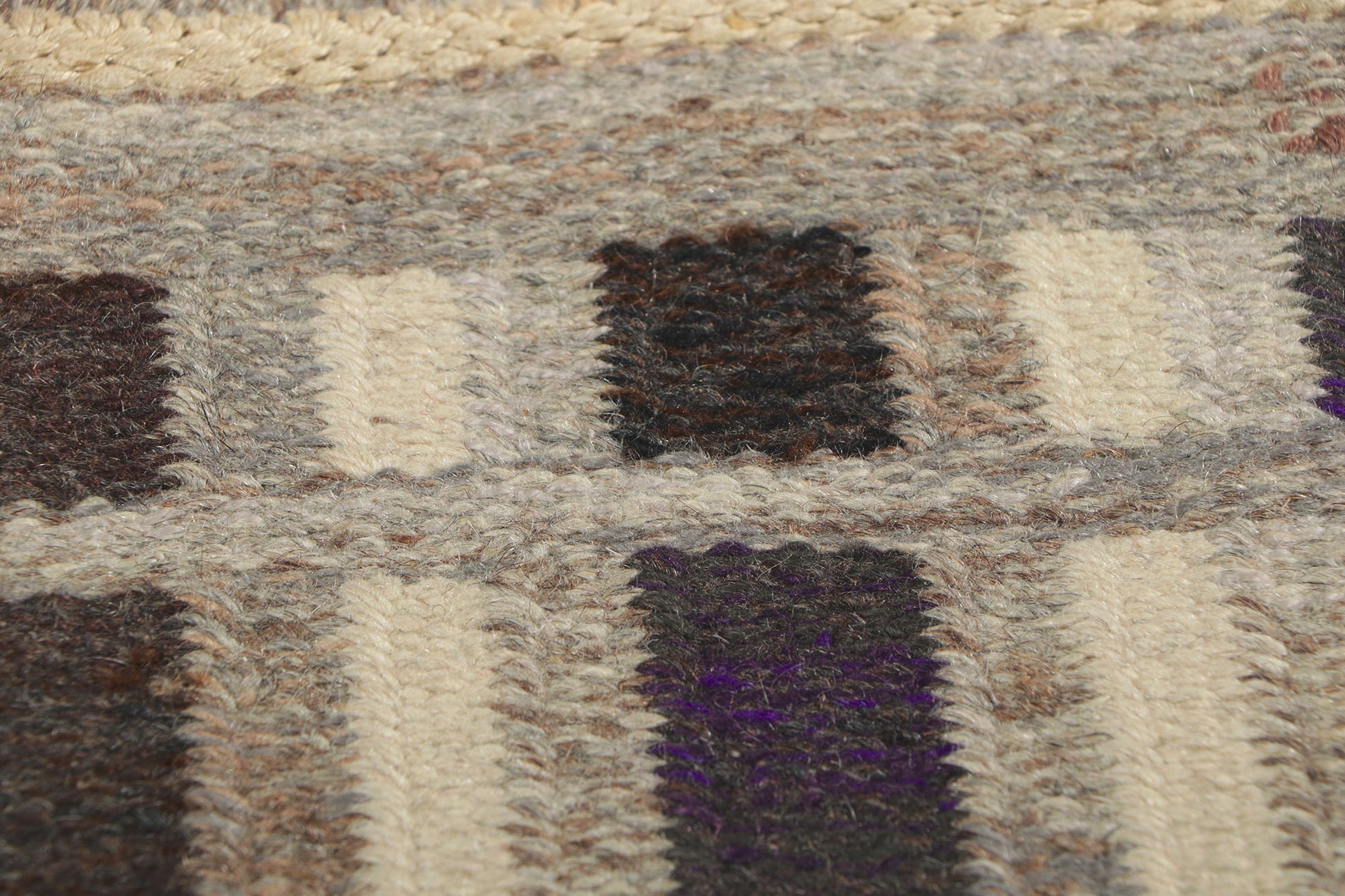 5 x 7 Irma Kronlund Vintage Swedish Rollakan Rug 78482